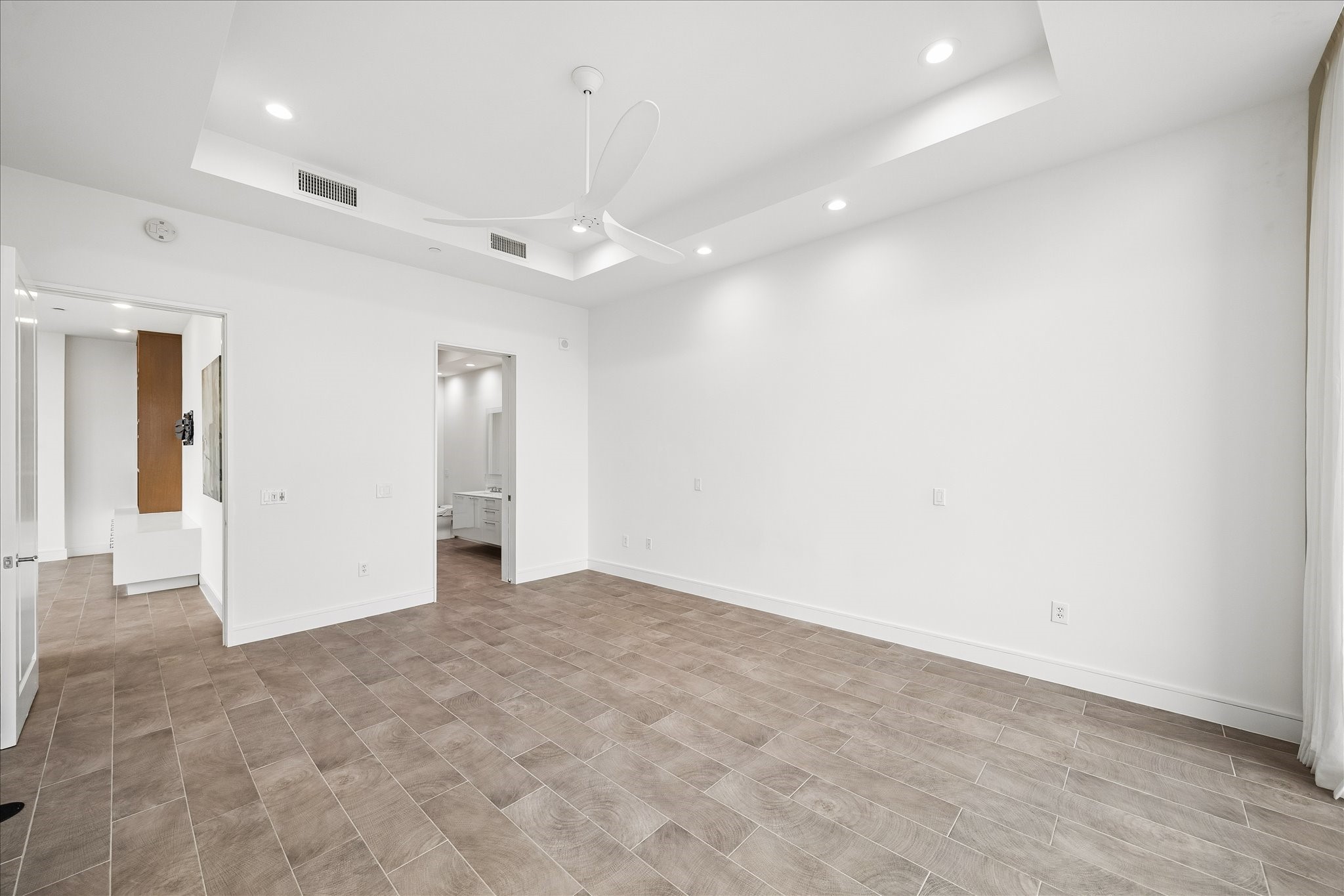  2727 Kirby Drive #11D - 物件實景