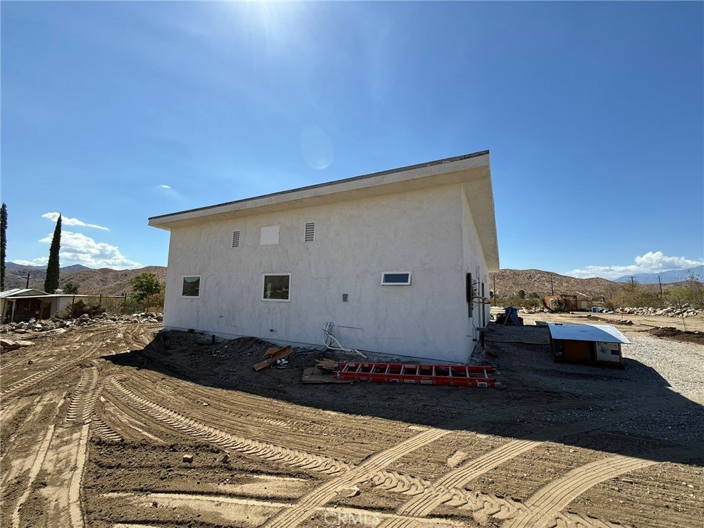 Morongo Valley, California, 92256, United States, 2 Bedrooms Bedrooms, ,3 BathroomsBathrooms,Residential,For Sale,1940987