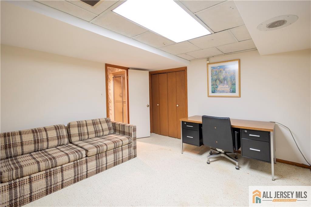 East Brunswick, New Jersey, 08816, United States, 5 Bedrooms Bedrooms, ,3 BathroomsBathrooms,Residential,For Sale,1890709