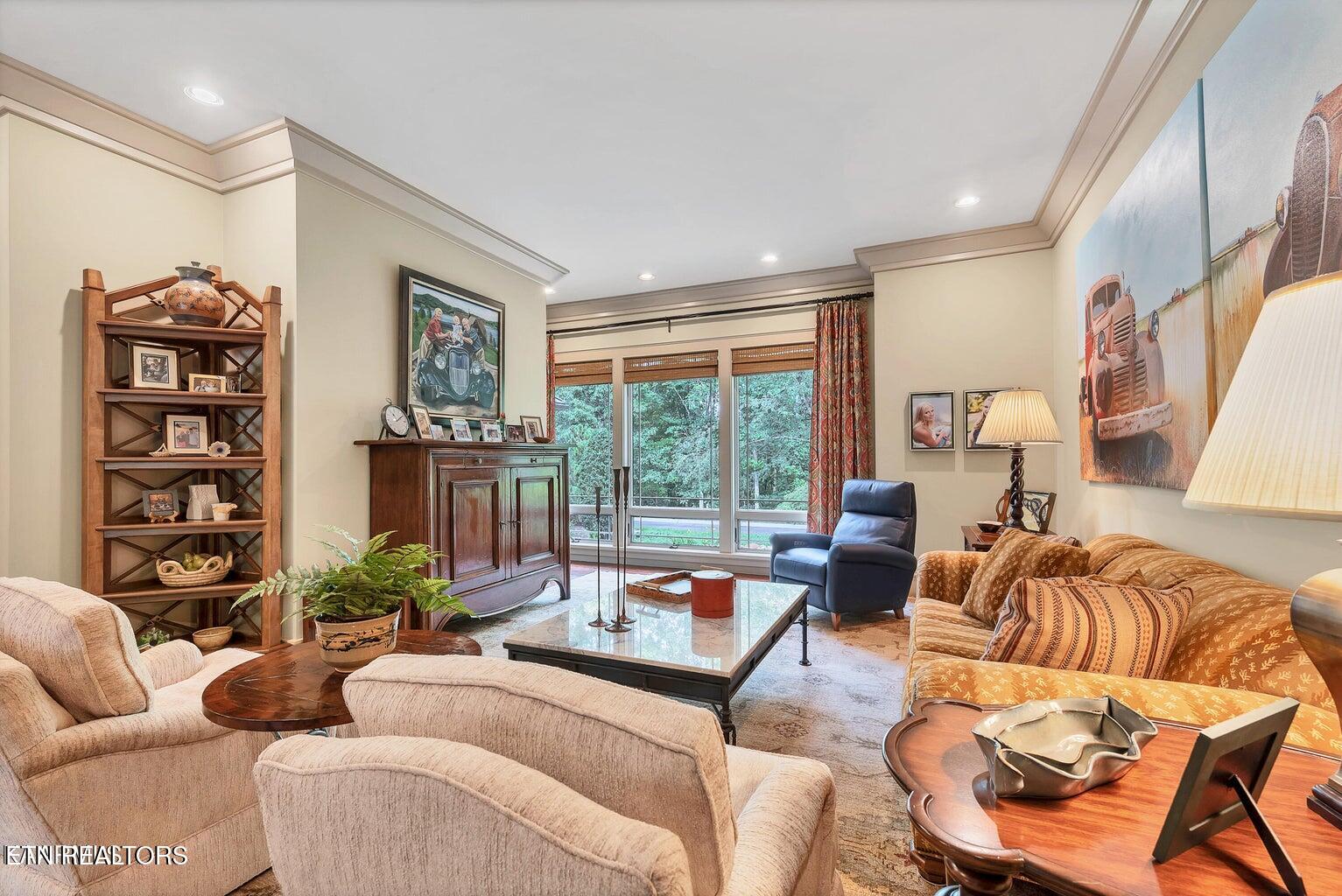 Louisville, Tennessee, 37777, United States, 3 Bedrooms Bedrooms, ,4 BathroomsBathrooms,Residential,For Sale,1821192