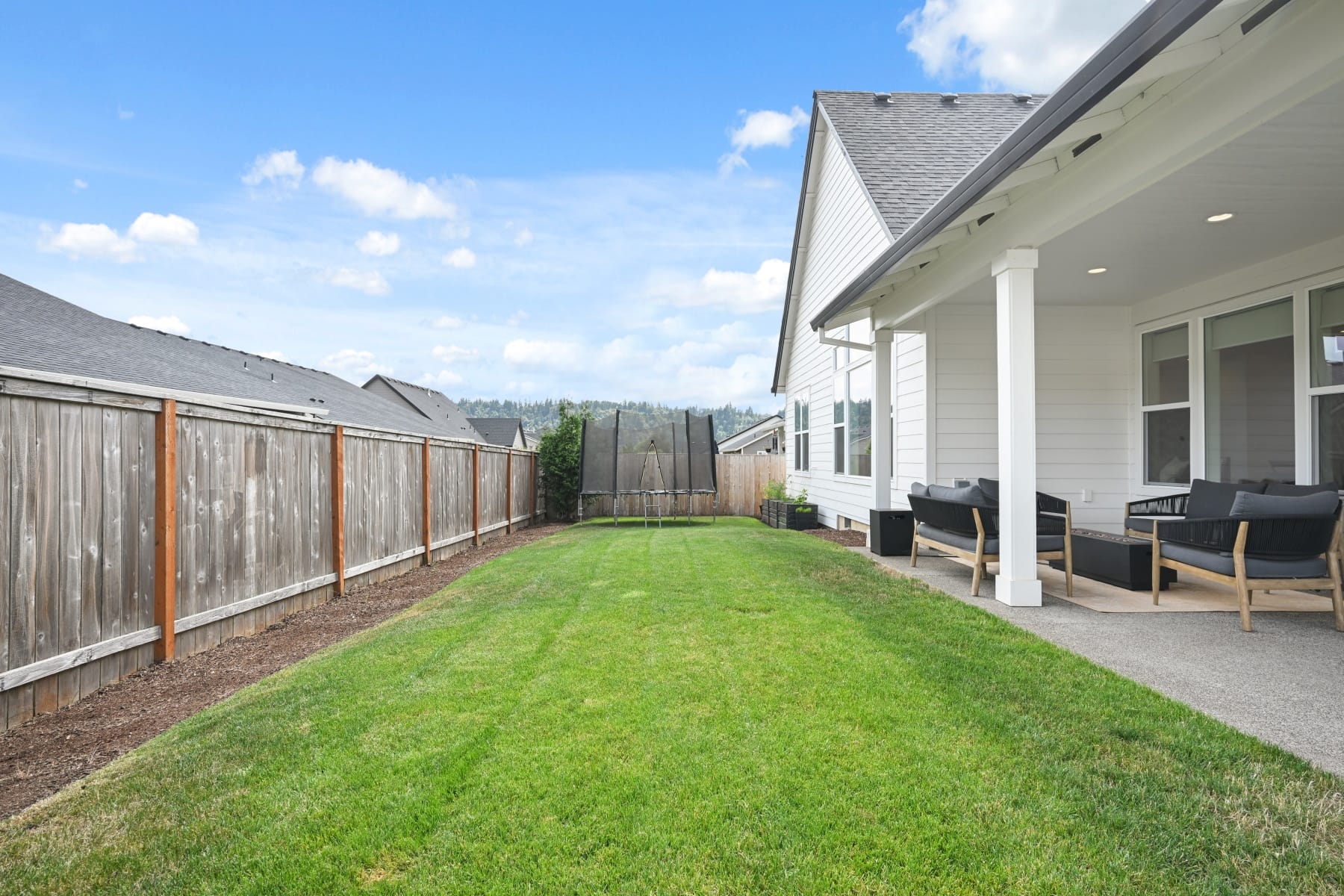  1474 MEADOW AVE Silverton, OR 97381 - 物件實景