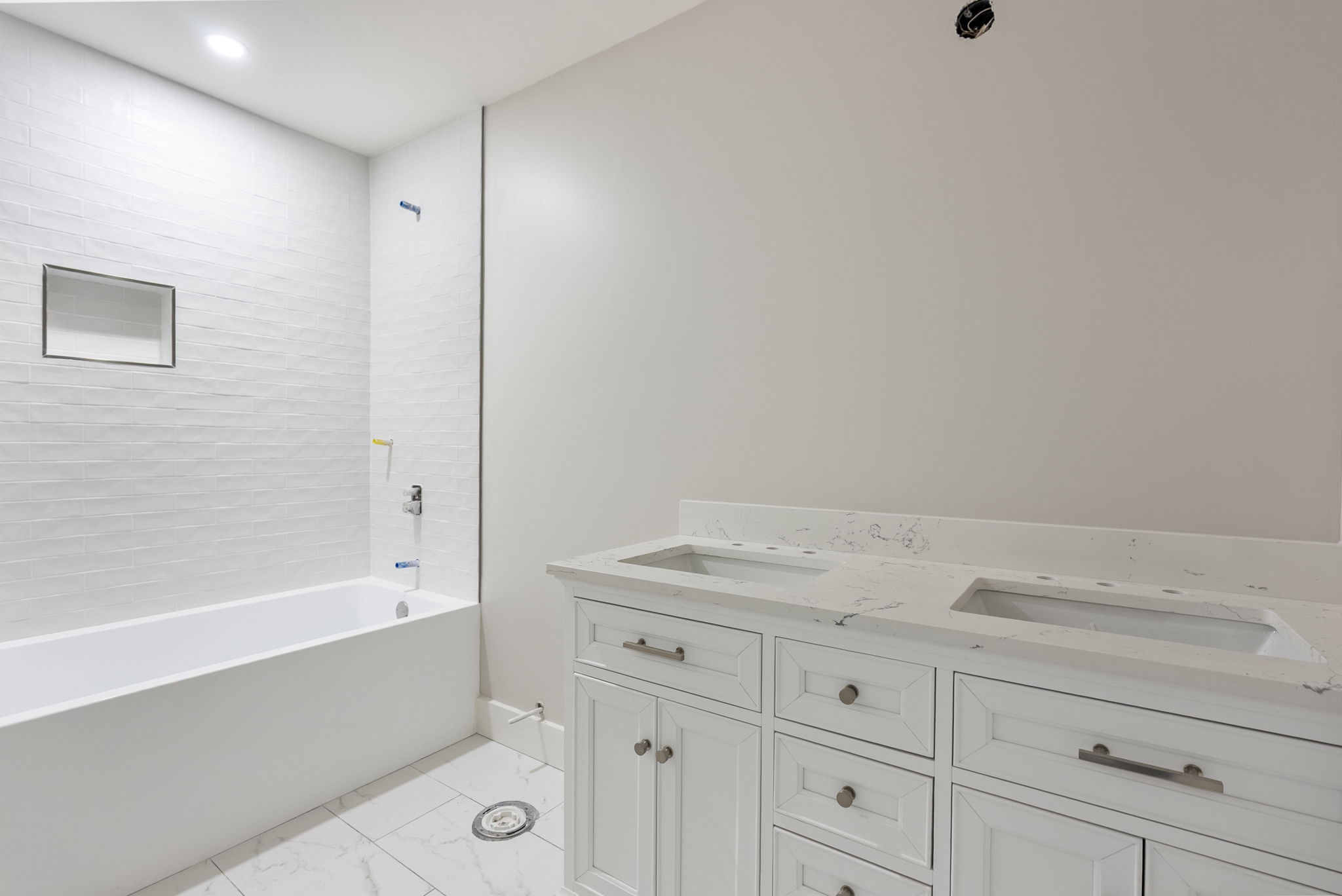  2 Pickett Road - 物件實景