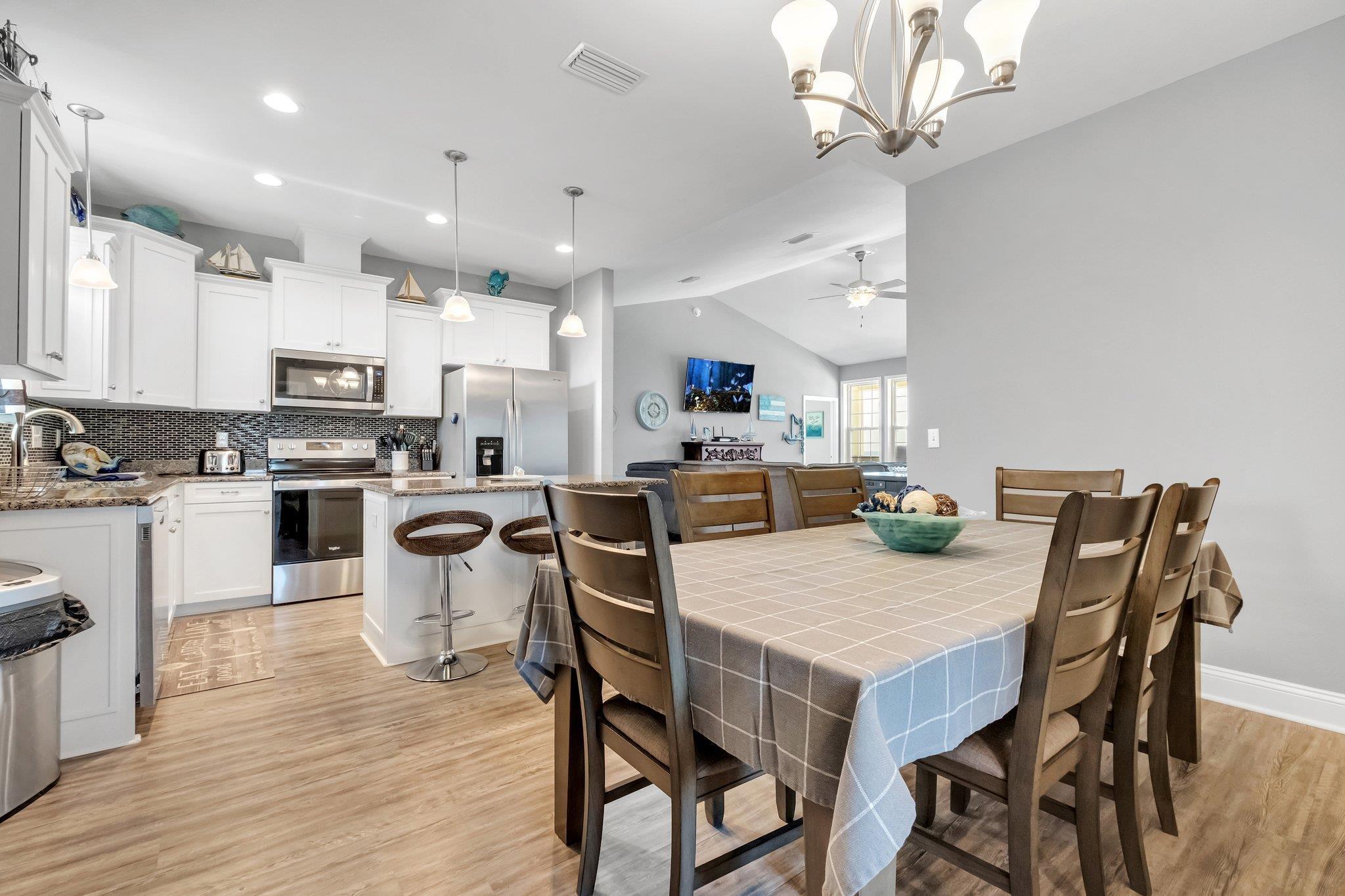 Alligator Point, Florida, 32346, United States, 4 Bedrooms Bedrooms, ,3 BathroomsBathrooms,Residential,For Sale,1805560