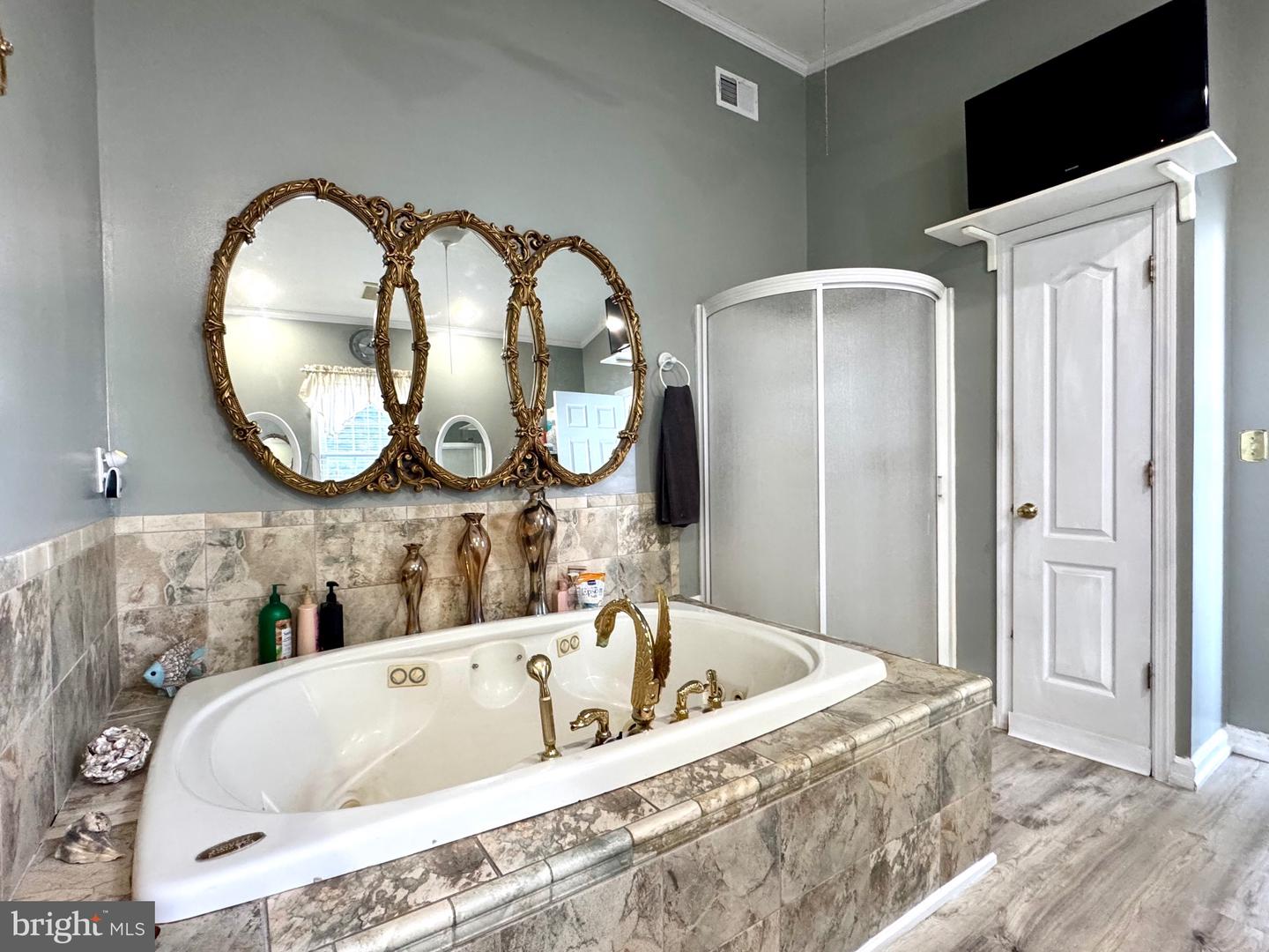 Dundalk, Maryland, 21222, United States, 3 Bedrooms Bedrooms, ,4 BathroomsBathrooms,Residential,For Sale,1906595