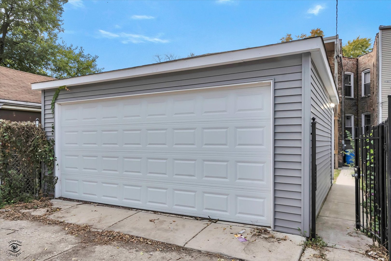 Chicago, Illinois, 60637, United States, 7 Bedrooms Bedrooms, ,3 BathroomsBathrooms,Residential,For Sale,1915108