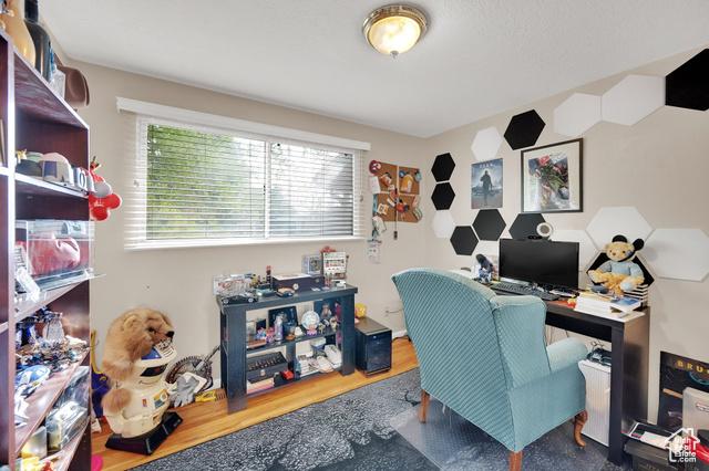 Sandy, Utah, 84094, United States, 3 Bedrooms Bedrooms, ,2 BathroomsBathrooms,Residential,For Sale,1981855