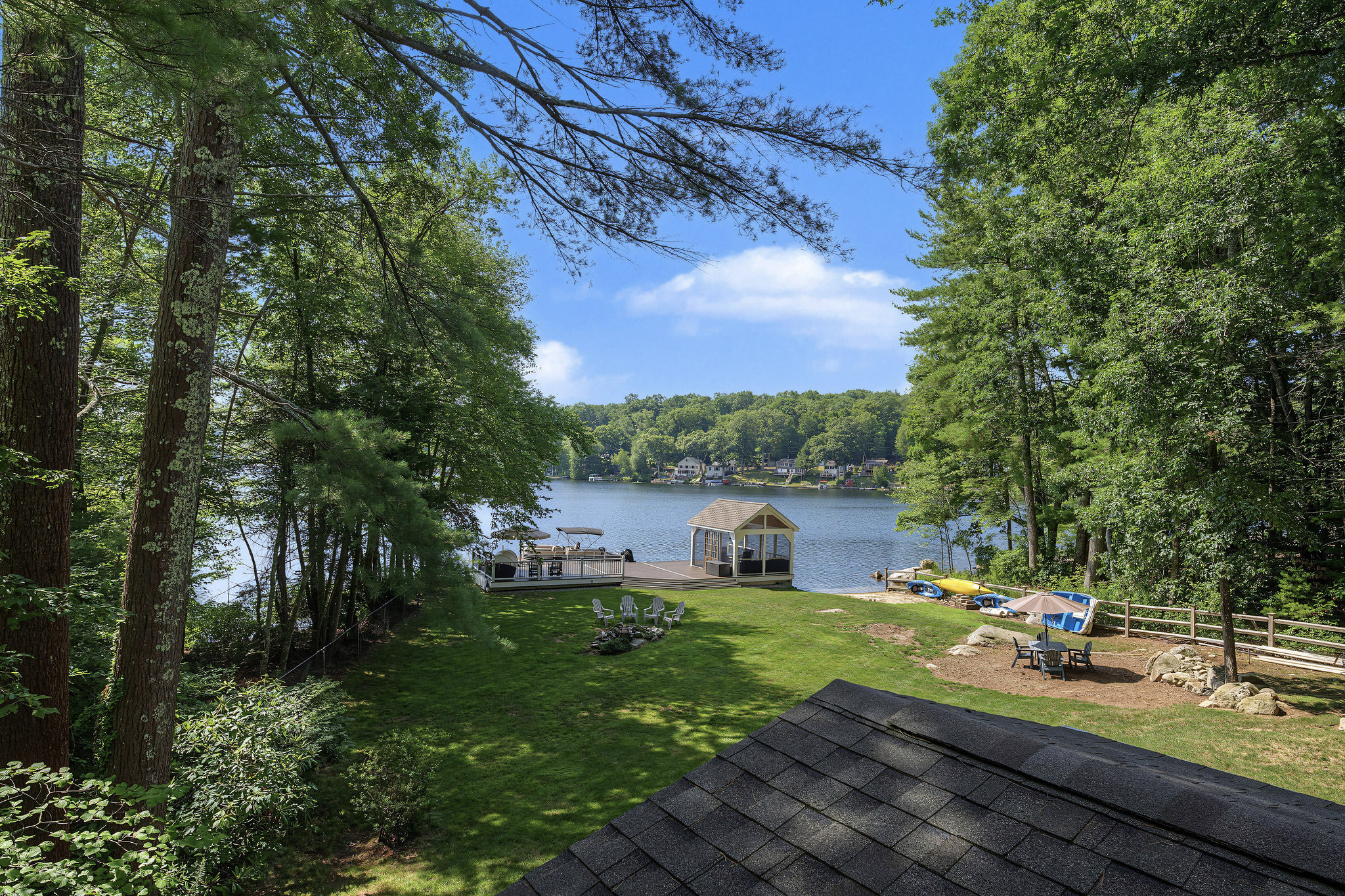  Welcome to Beach Pond