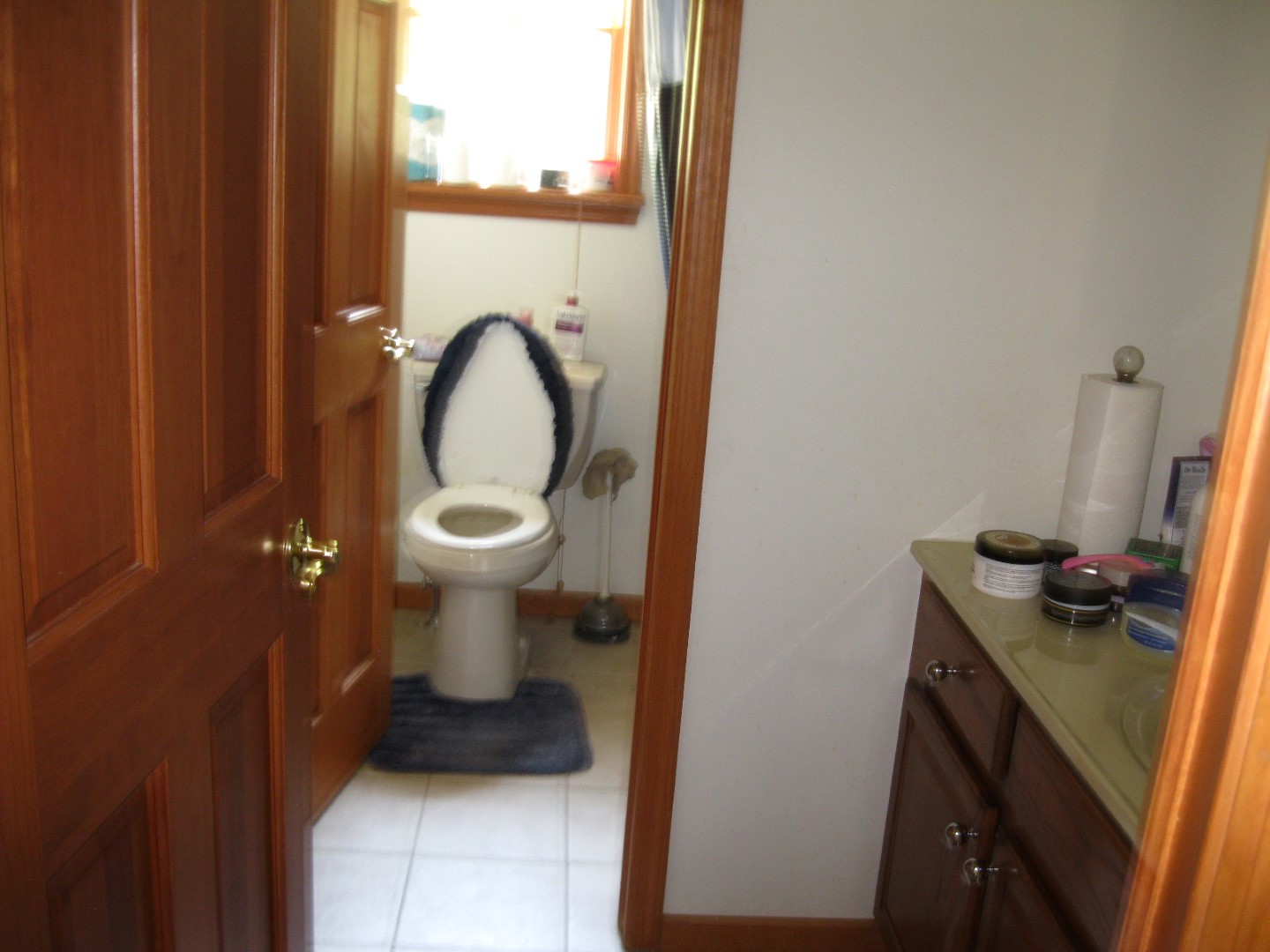 Hawley, Pennsylvania, 18428, United States, 4 Bedrooms Bedrooms, ,4 BathroomsBathrooms,Residential,For Sale,1907395