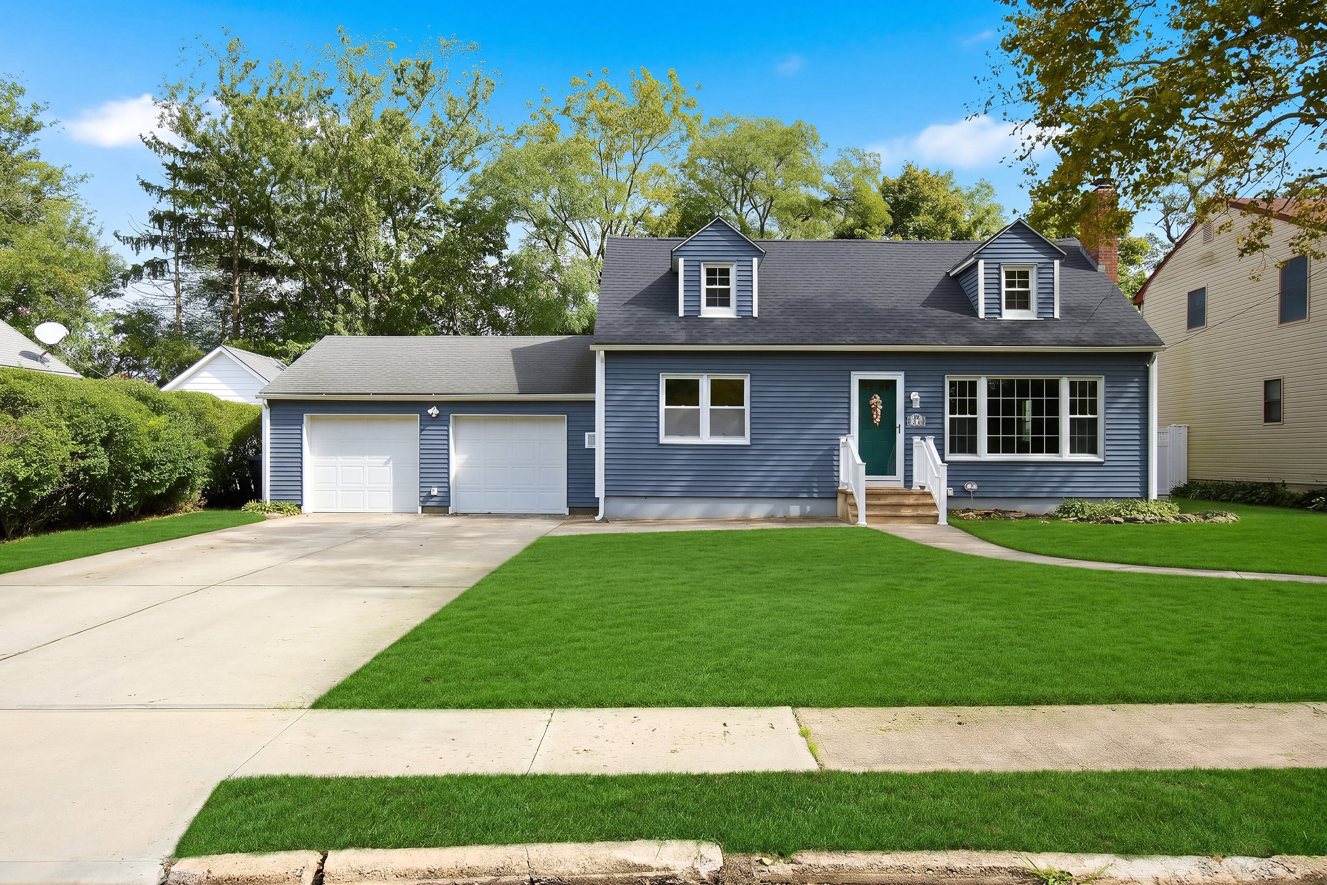 Hedge St, Toms River, NJ 08753
