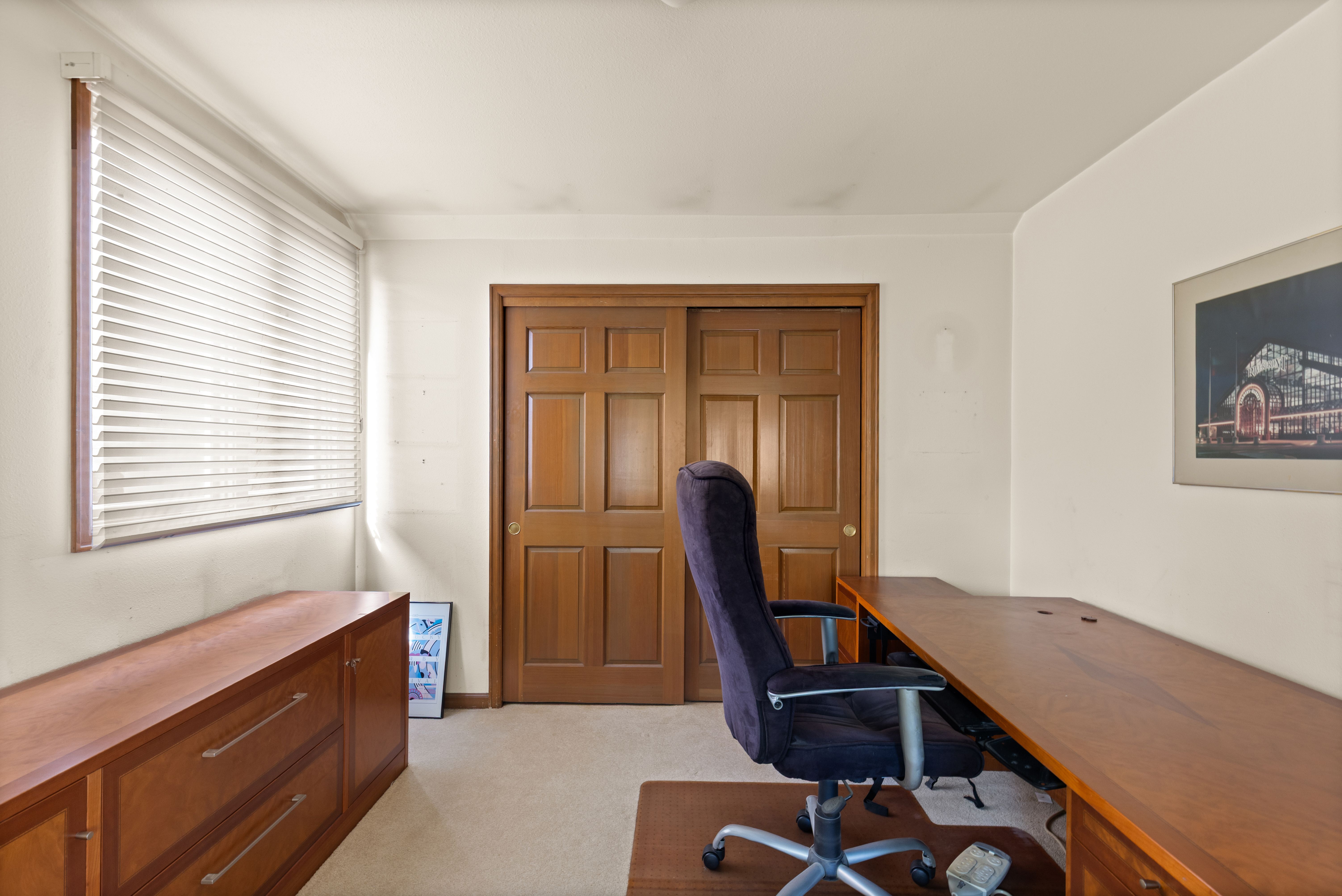  PRIME EAST WASHINGTON PARK OPPORTUNITY - BUILD, RENOVATE OR MAKE IT YOUR OWN - 物件實景