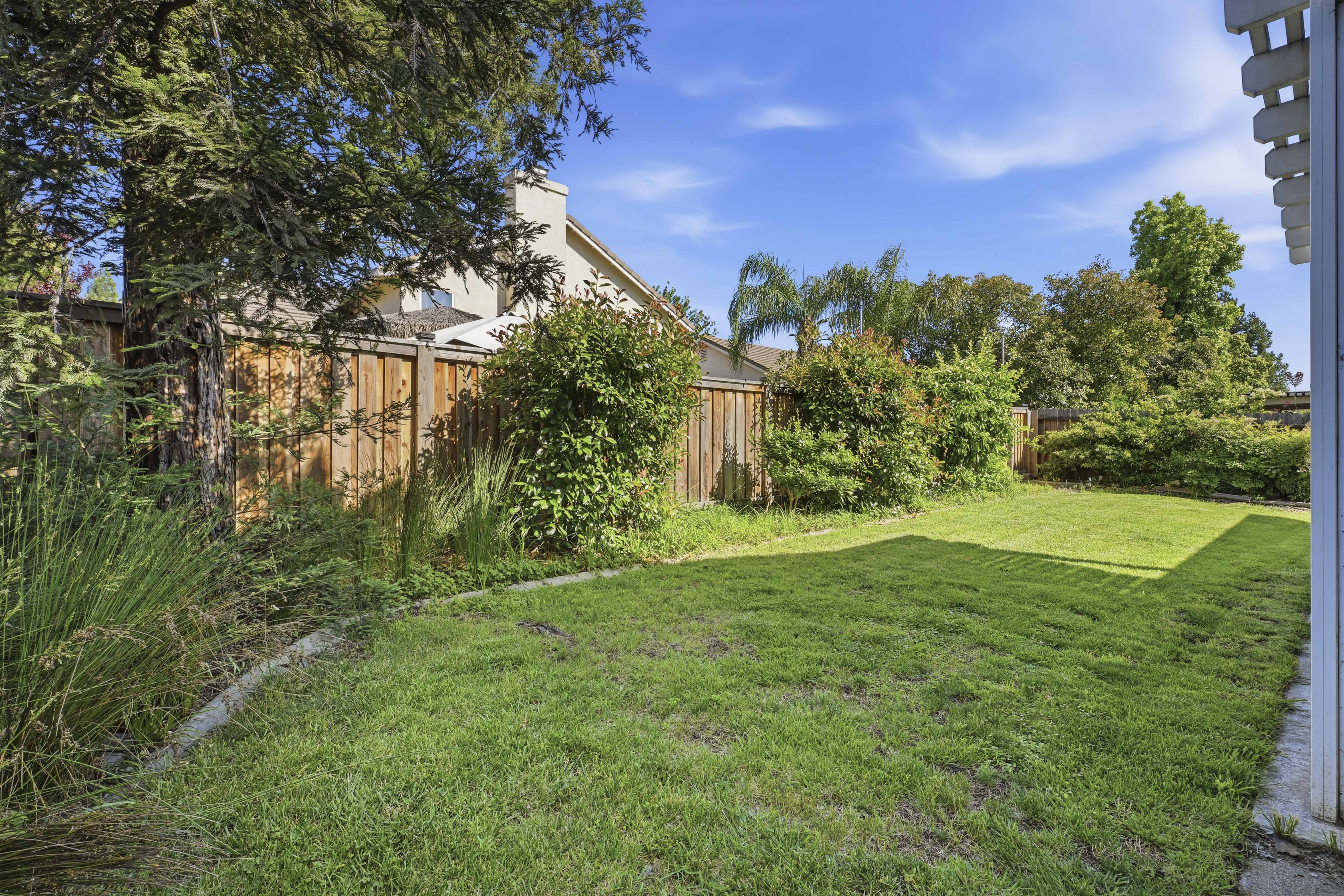  1240 Camino Capistrano, Roseville, CA 95747 - 物件實景