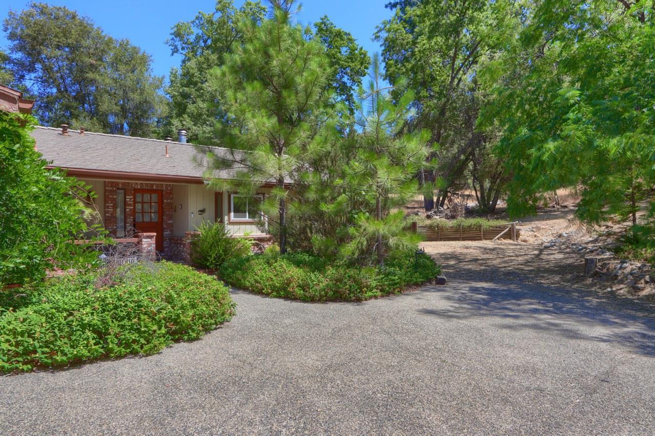 Mariposa, California, 95338, United States, 3 Bedrooms Bedrooms, ,2 BathroomsBathrooms,Residential,For Sale,1916608
