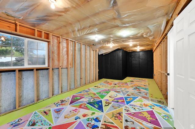 Syracuse, Utah, 84075, United States, 4 Bedrooms Bedrooms, ,3 BathroomsBathrooms,Residential,For Sale,2048883