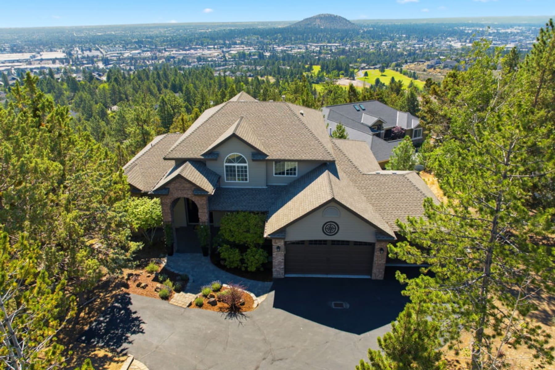  1019 NW Hale Court Bend, OR 97703 - 物件實景