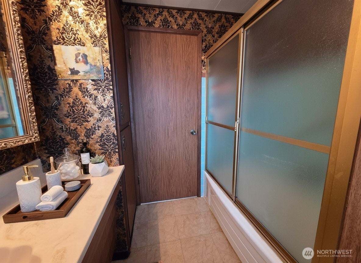 Seattle, Washington, 98106, United States, 4 Bedrooms Bedrooms, ,2 BathroomsBathrooms,Residential,For Sale,2048225