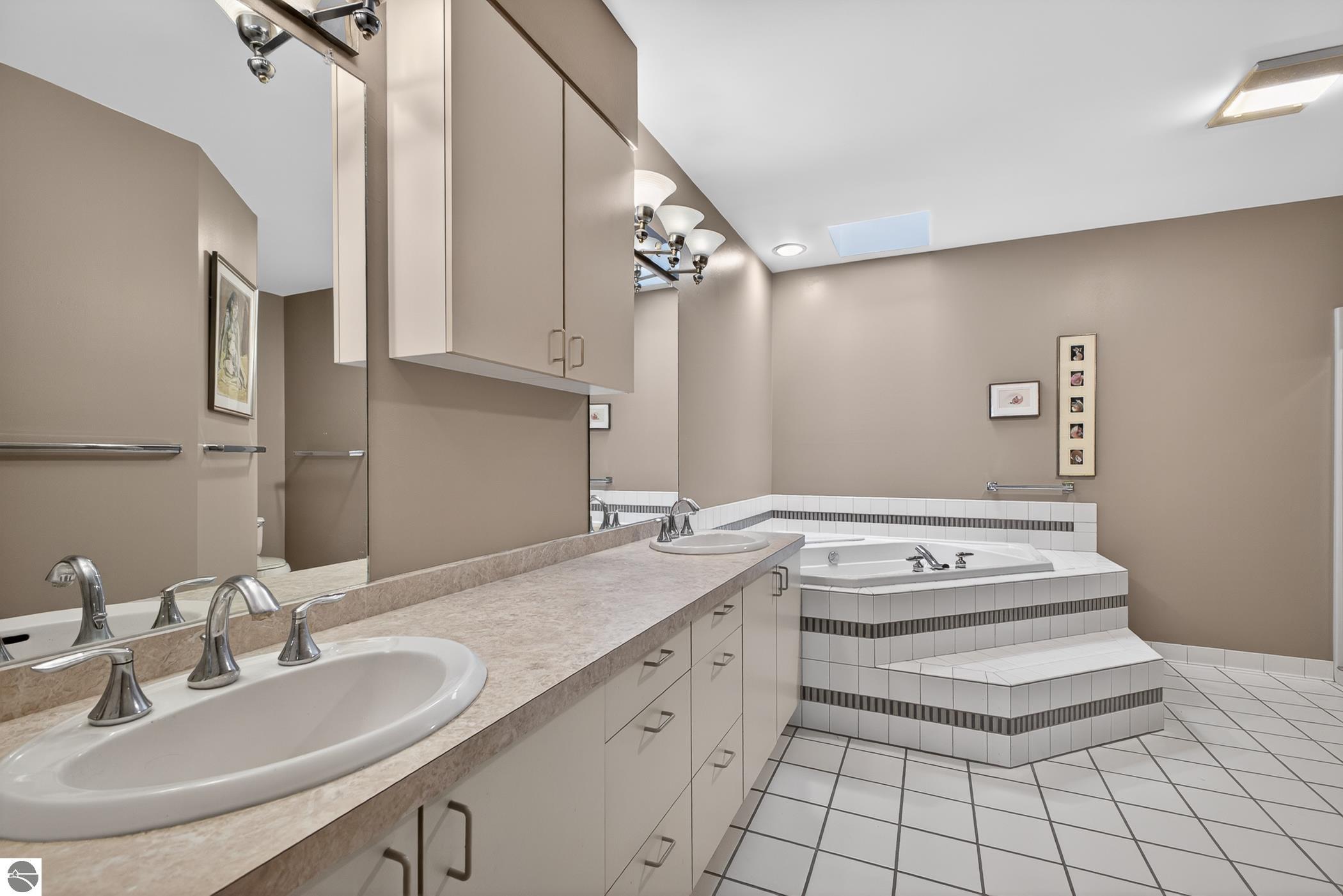 Elk Rapids, Michigan, 49629, United States, 2 Bedrooms Bedrooms, ,3 BathroomsBathrooms,Residential,For Sale,2037938