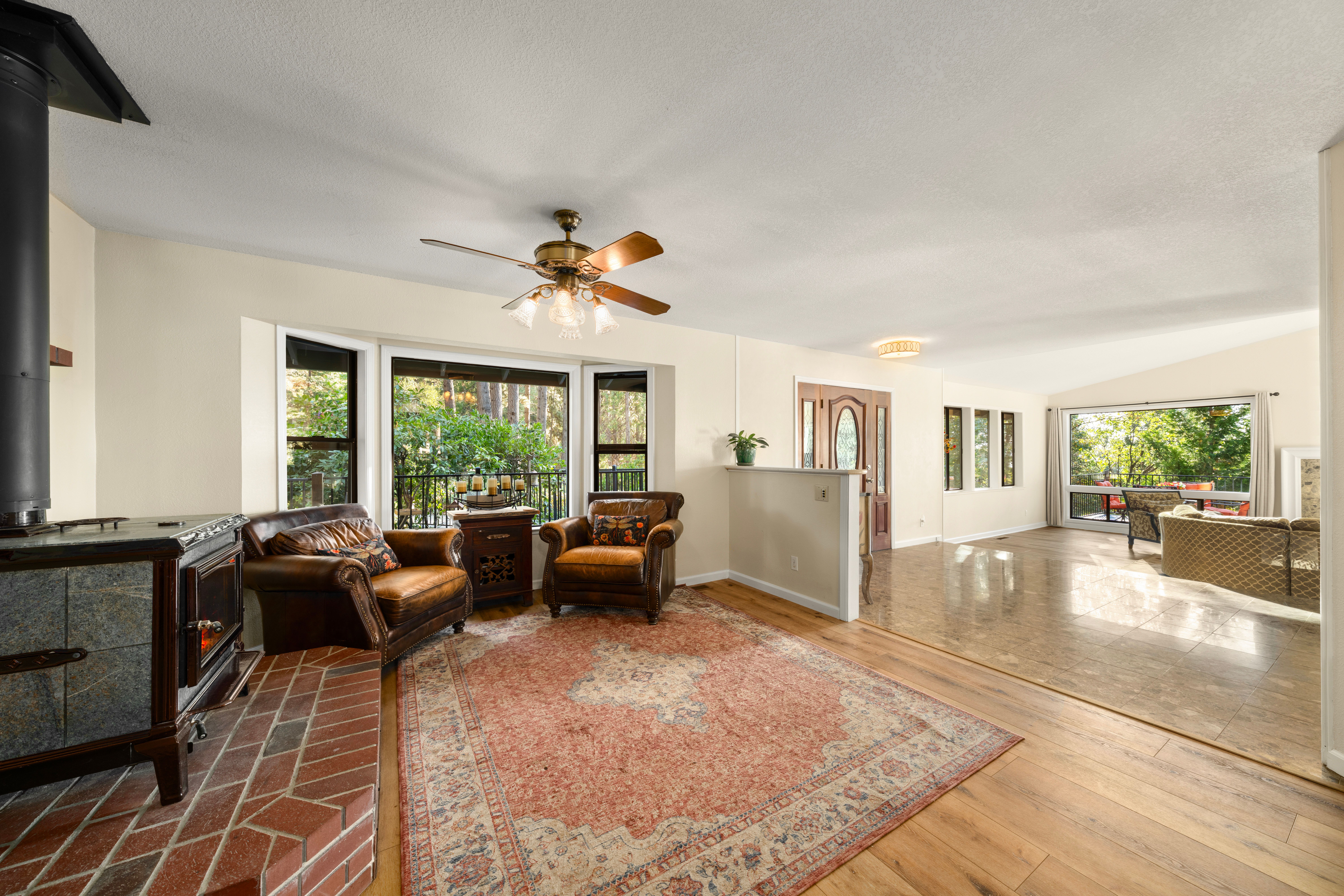  6161 Puerta Del Sol Road, Camino, CA 95709 - 物件實景