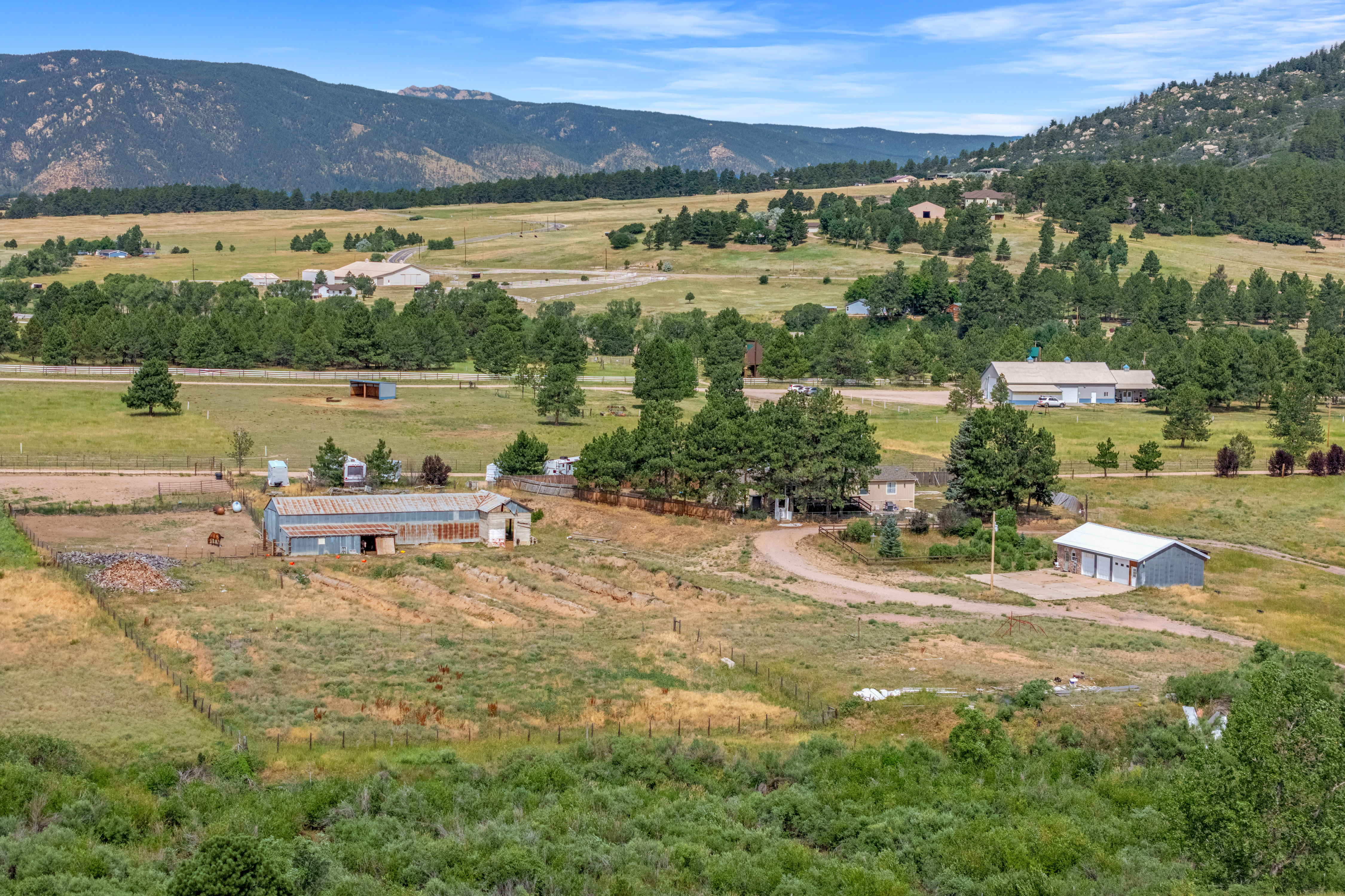  58 Acres of Natural Beauty and Versatility - 物件實景
