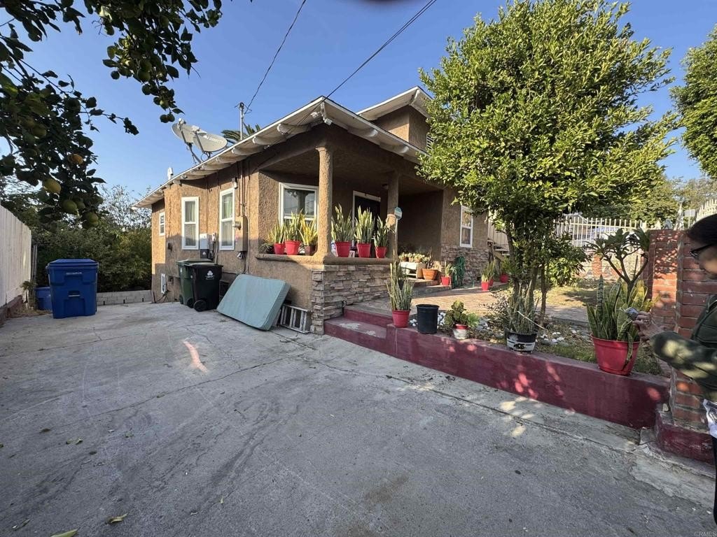 425 N Westlake Ave, Los Angeles, California, 90026, United States, 2 Bedrooms Bedrooms, ,2 BathroomsBathrooms,Residential,For Sale,425 N Westlake Ave,1670311