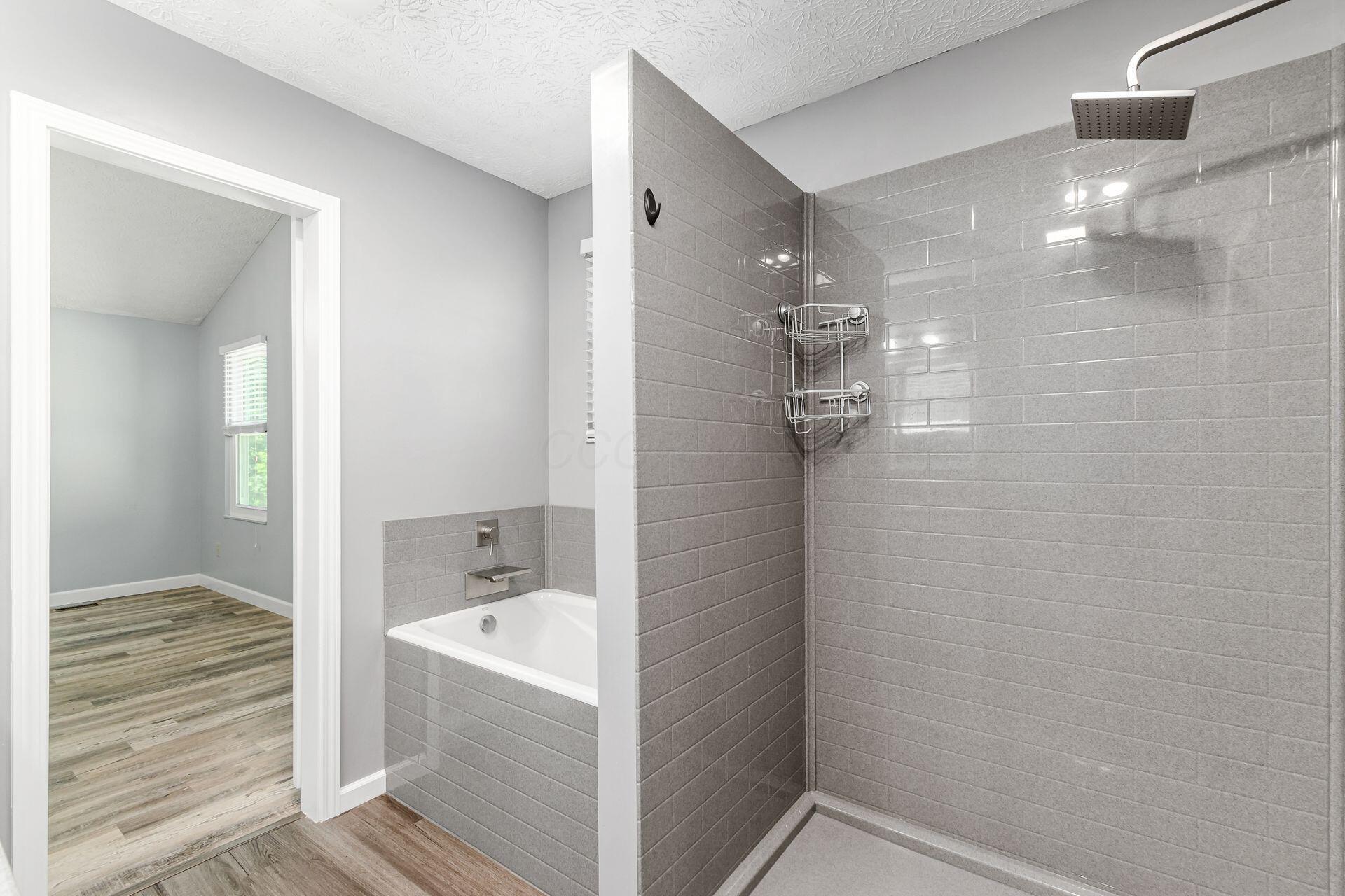 Columbus, Ohio, 43221, United States, 4 Bedrooms Bedrooms, ,4 BathroomsBathrooms,Residential,For Sale,1902021