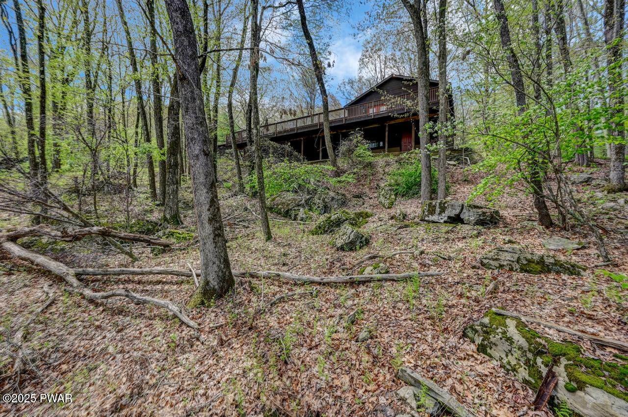 Lords Valley, Pennsylvania, 18428, United States, 5 Bedrooms Bedrooms, ,3 BathroomsBathrooms,Residential,For Sale,1977416