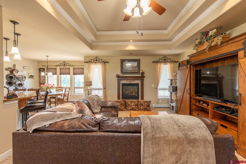 Montrose, Colorado, 81401, United States, 3 Bedrooms Bedrooms, ,2 BathroomsBathrooms,Residential,For Sale,1977098