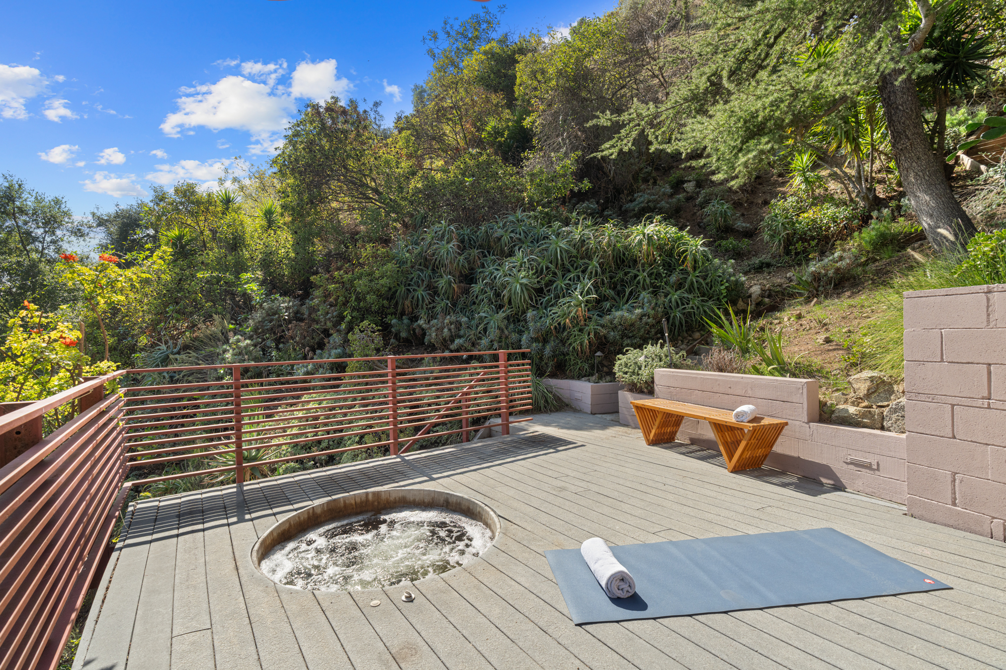  1853 Nichols Canyon Rd - 物件實景