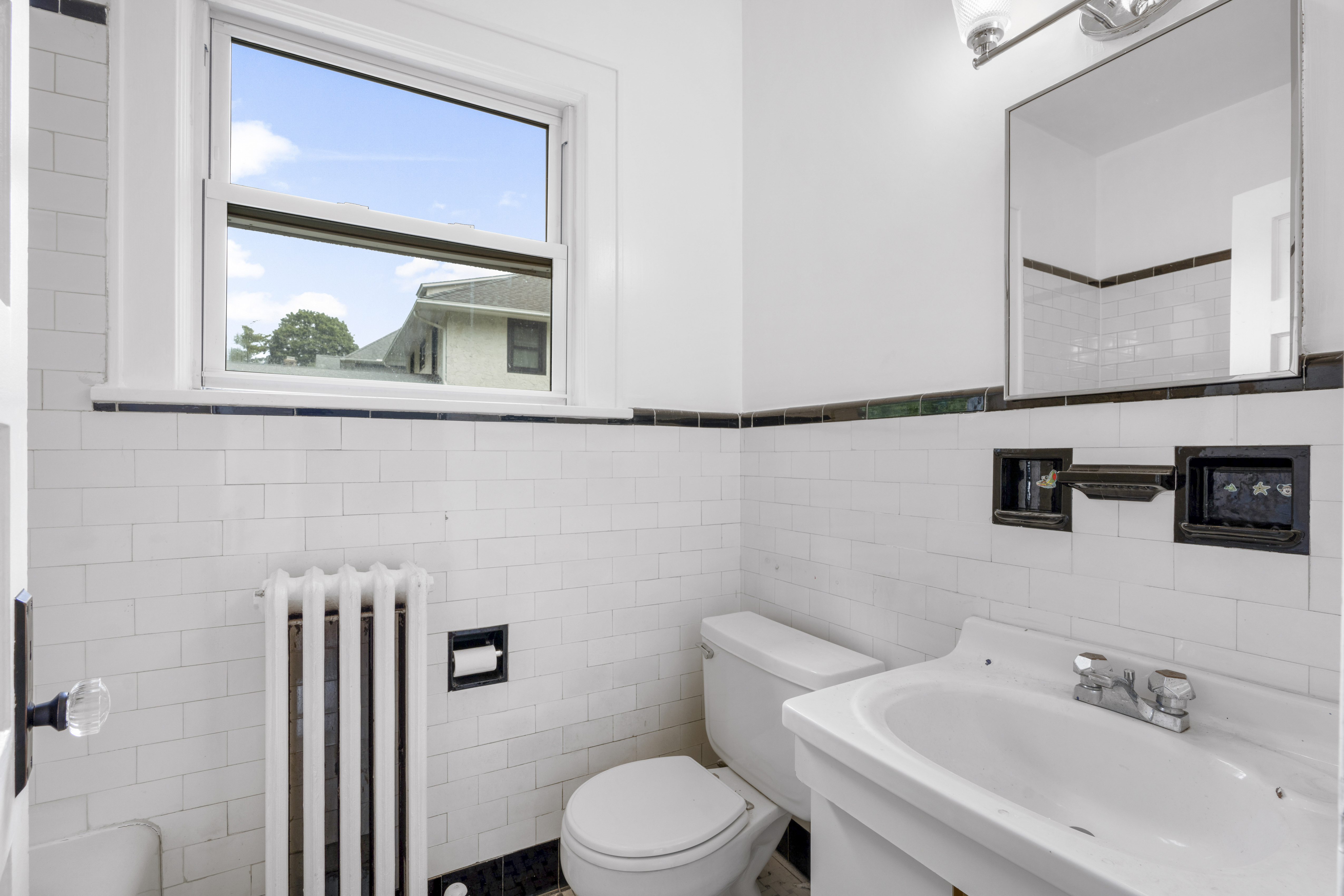  Charming Larchmont Village Colonial - 物件實景