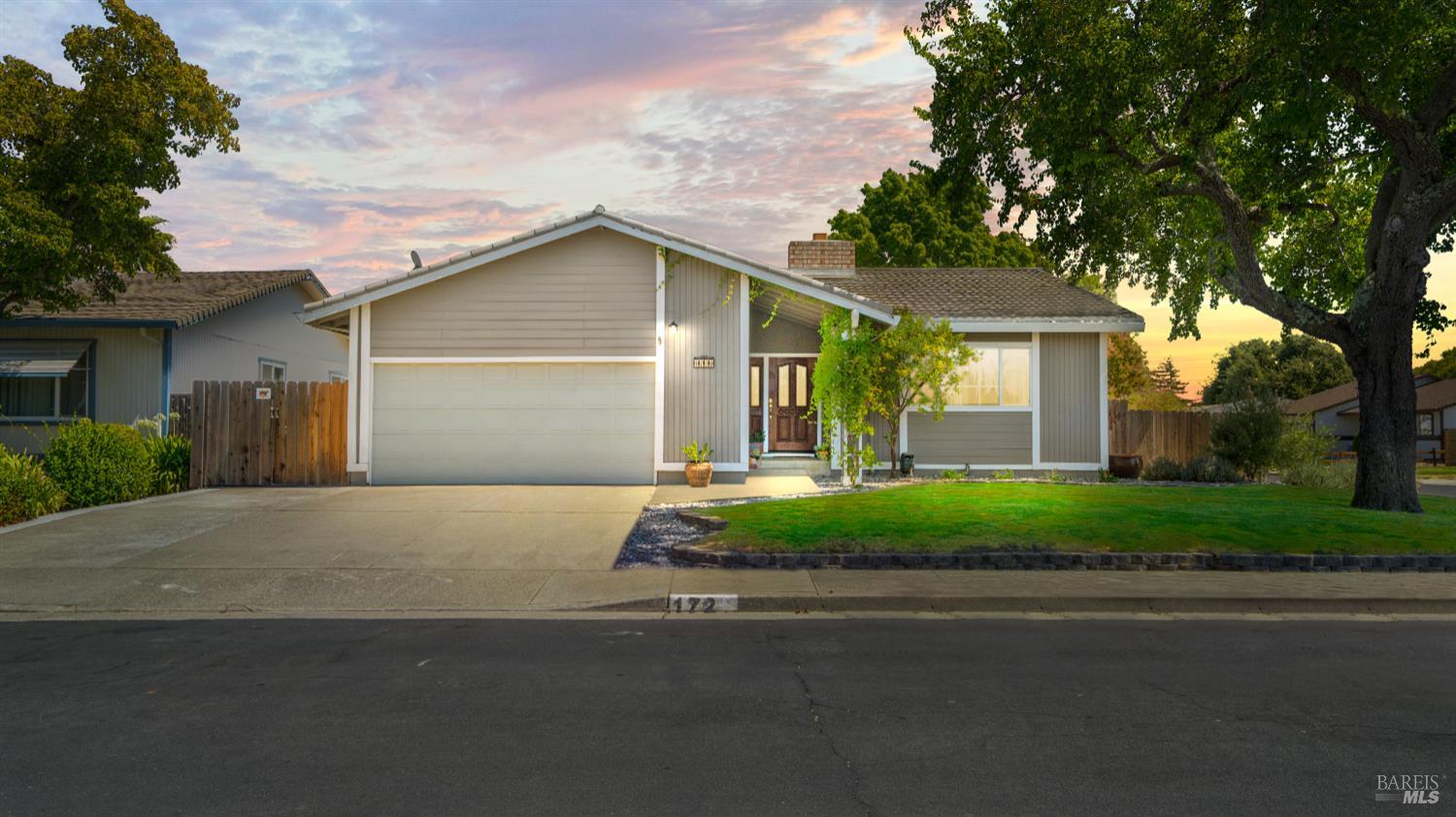 Fairfield, California, 94534, United States, 3 Bedrooms Bedrooms, ,2 BathroomsBathrooms,Residential,For Sale,1939081