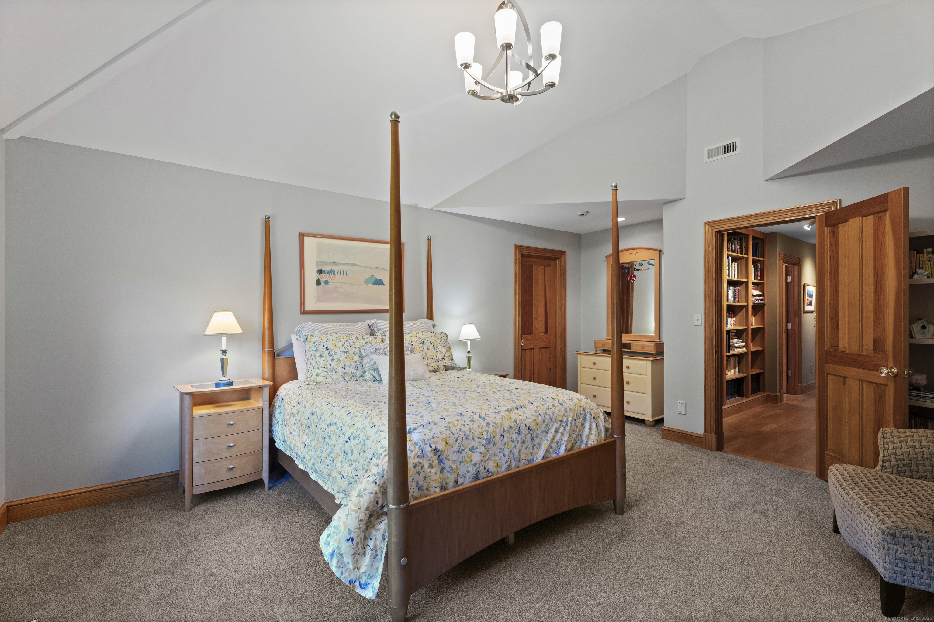 Salem, Connecticut, 06420, United States, 4 Bedrooms Bedrooms, ,3 BathroomsBathrooms,Residential,For Sale,1901862