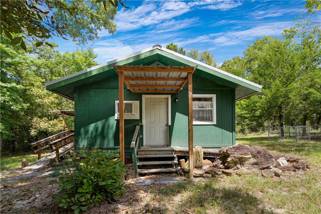 Midway, Texas, 75852, United States, 1 Bedroom Bedrooms, ,1 BathroomBathrooms,Residential,For Sale,1957289