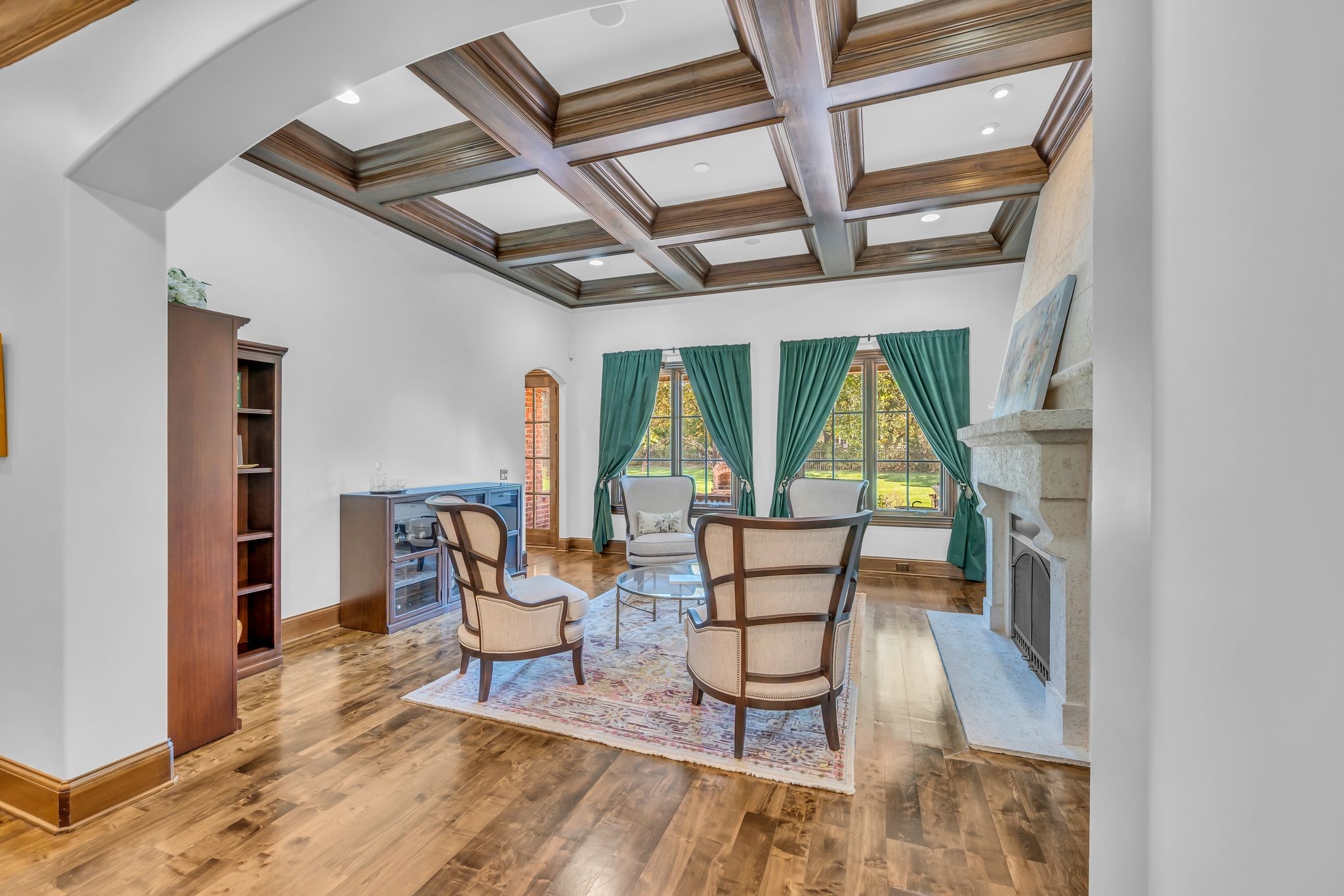 Brentwood, Tennessee, 37027, United States, 5 Bedrooms Bedrooms, ,7 BathroomsBathrooms,Residential,For Sale,2002068