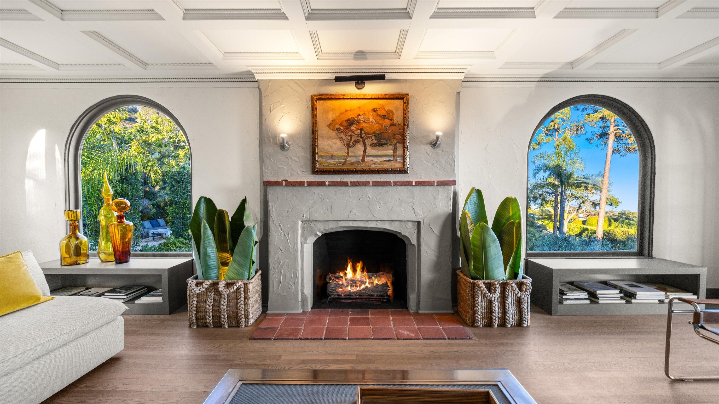 Santa Barbara, California, 93103, United States, 5 Bedrooms Bedrooms, ,5 BathroomsBathrooms,Residential,For Sale,1910824