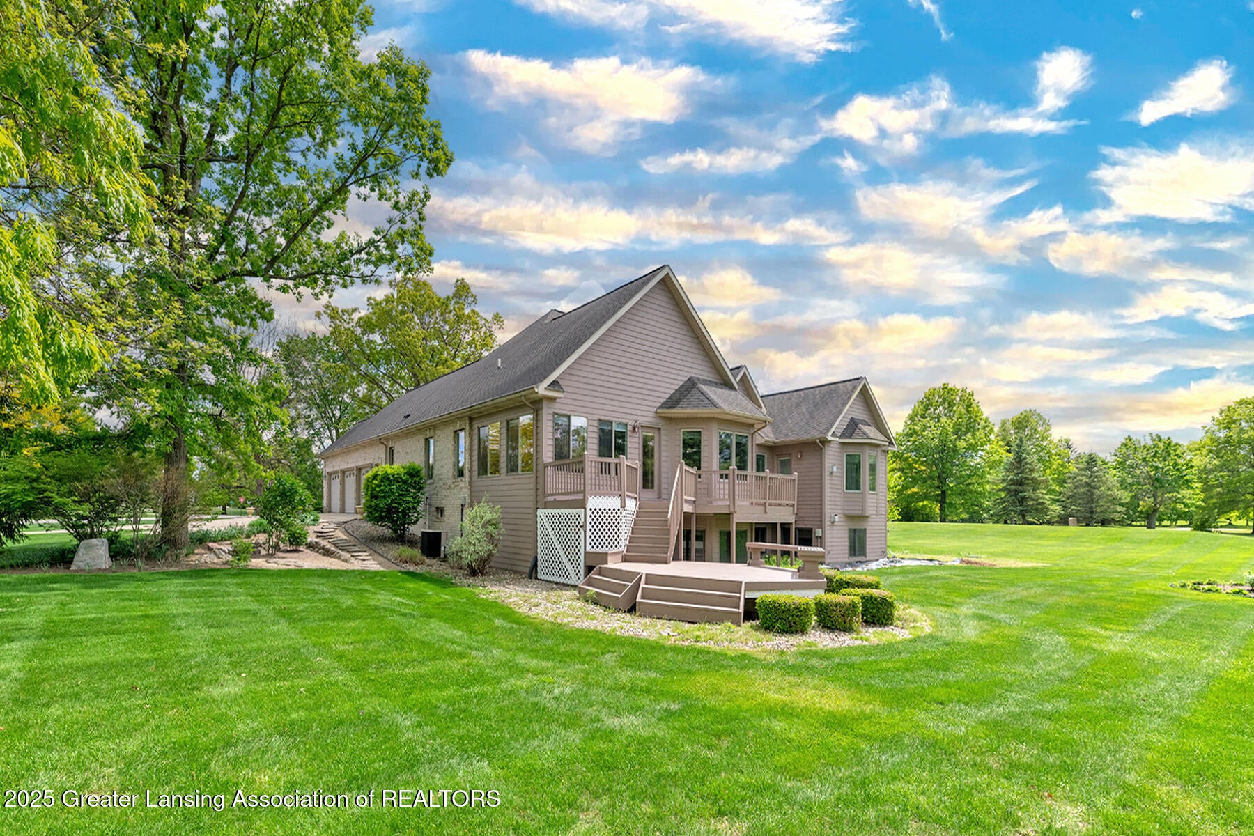Williamston, Michigan, 48895, United States, 4 Bedrooms Bedrooms, ,4 BathroomsBathrooms,Residential,For Sale,1877487