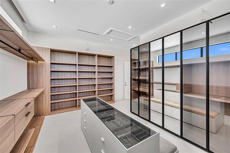 Fort Lauderdale, Florida, 33316, United States, 6 Bedrooms Bedrooms, ,8 BathroomsBathrooms,Residential,For Sale,1995601