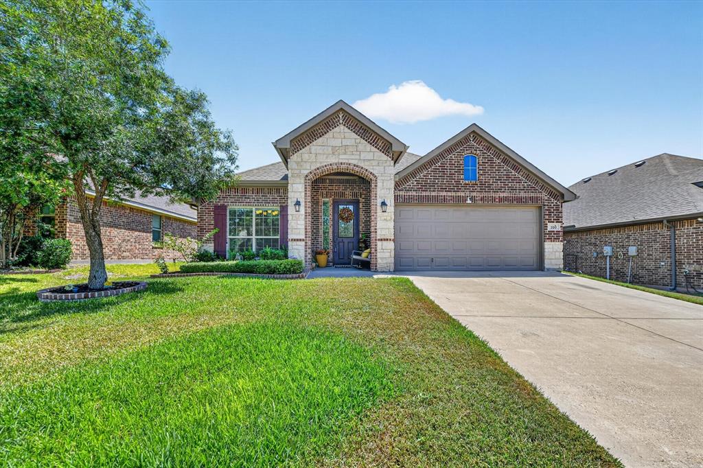 Carson Dr, Waxahachie, TX 75167 #1