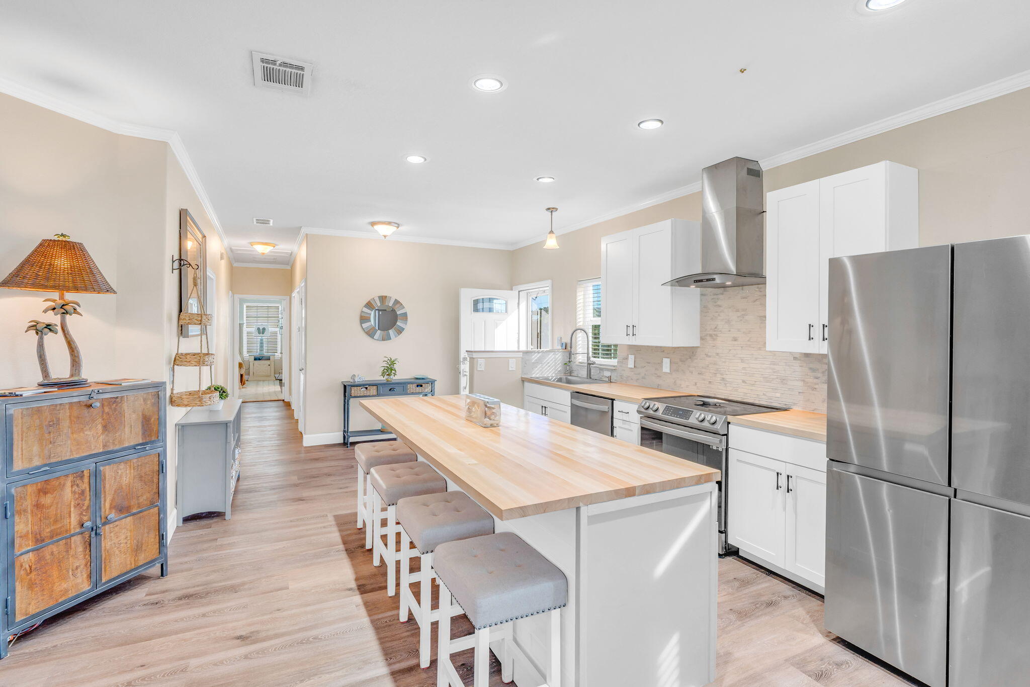 Big Pine, Florida, 33043, United States, 3 Bedrooms Bedrooms, ,2 BathroomsBathrooms,Residential,For Sale,1994382