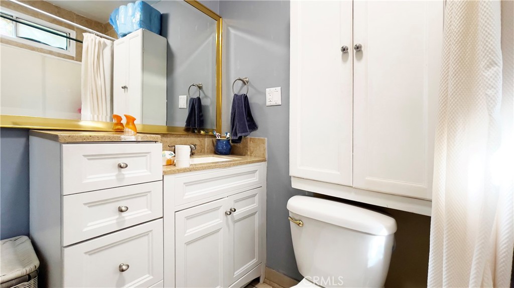 Los Angeles, California, 90065, United States, 3 Bedrooms Bedrooms, ,1 BathroomBathrooms,Residential,For Sale,1869381