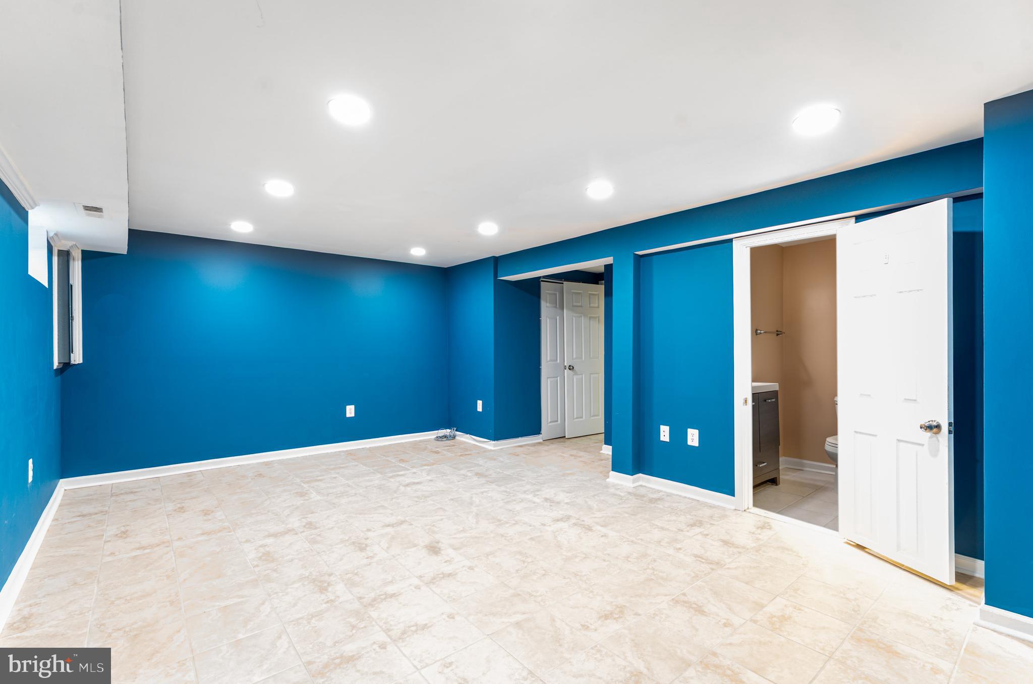 Lorton, Virginia, 22079, United States, 3 Bedrooms Bedrooms, ,4 BathroomsBathrooms,Residential,For Sale,1980016