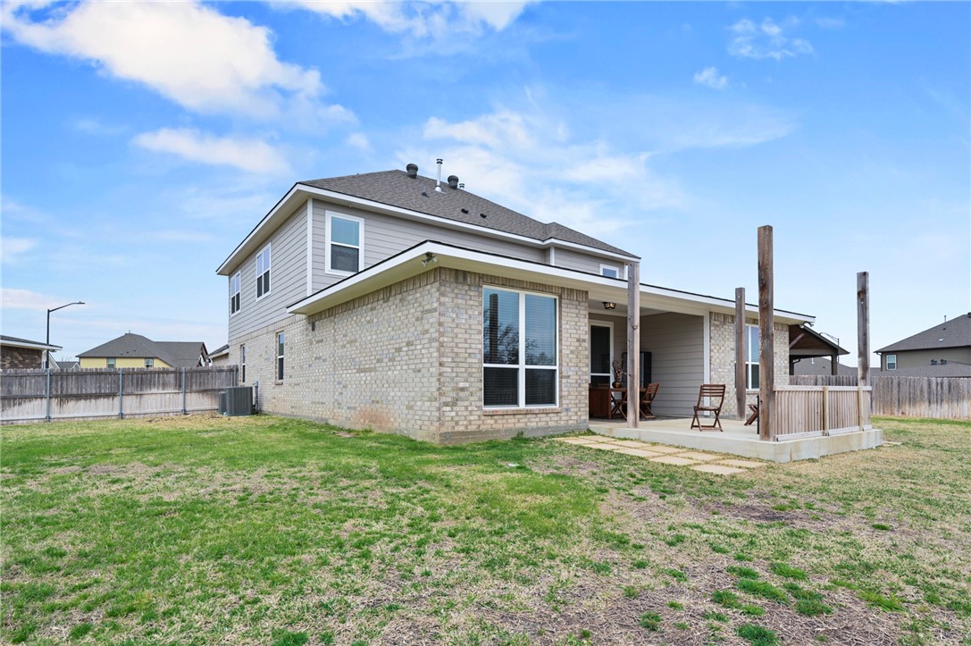 College Station, Texas, 77845, United States, 5 Bedrooms Bedrooms, ,4 BathroomsBathrooms,Residential,For Sale,1778847