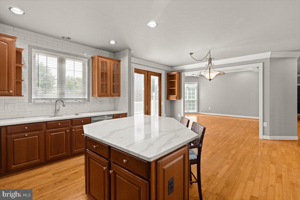 Winchester, Virginia, 22601, United States, 4 Bedrooms Bedrooms, ,5 BathroomsBathrooms,Residential,For Sale,1874493
