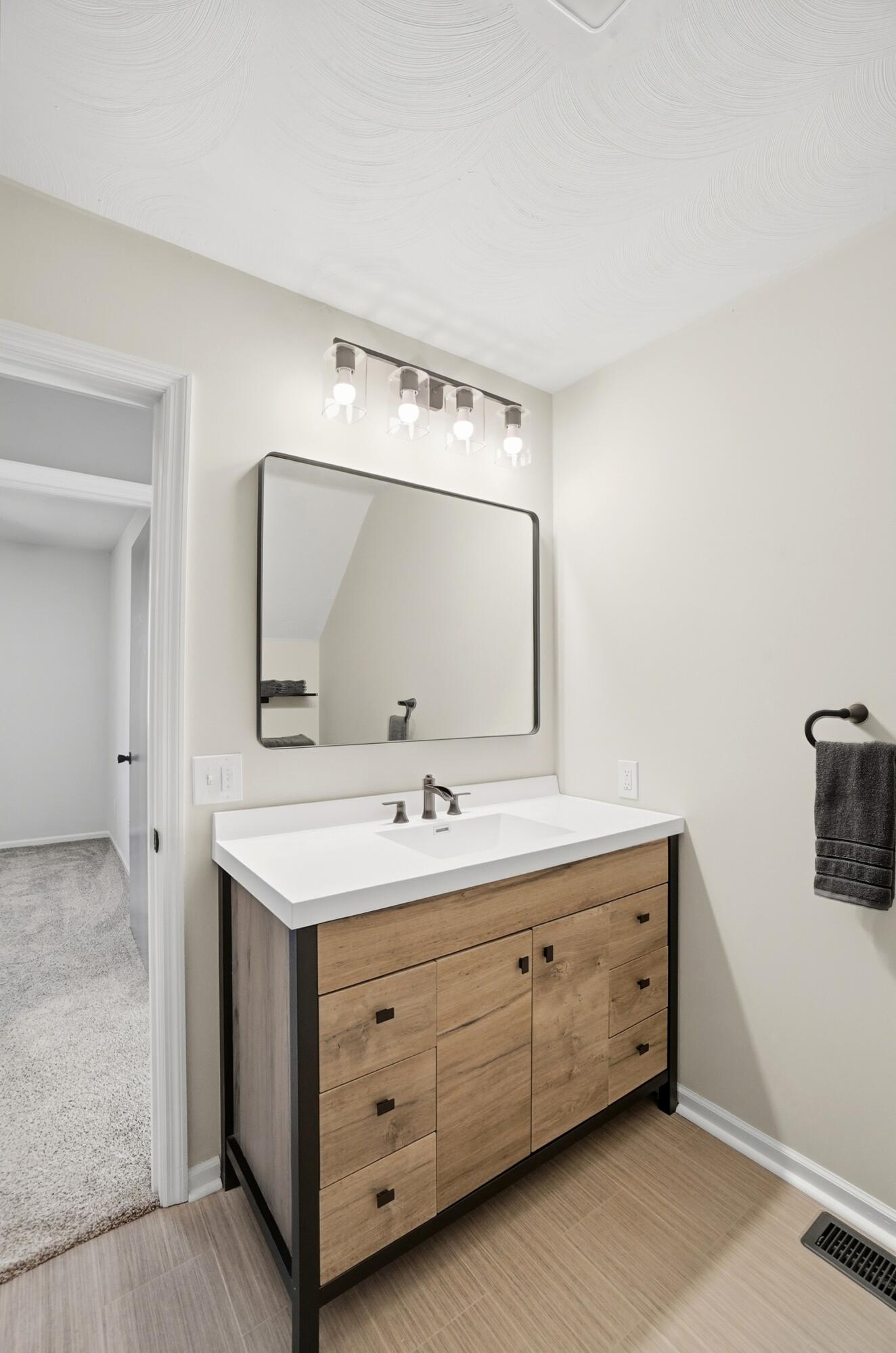 Springfield, Ohio, 45504, United States, 5 Bedrooms Bedrooms, ,3 BathroomsBathrooms,Residential,For Sale,1998267