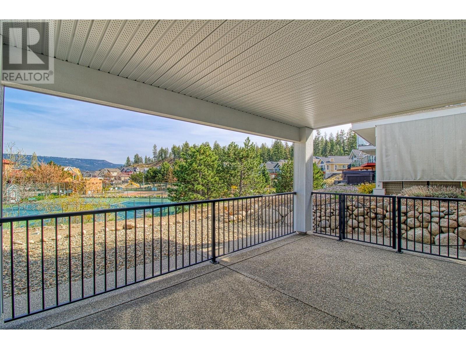 KELOWNA, British Columbia, V1Z 3R8, CA, 3 Bedrooms Bedrooms, ,2 BathroomsBathrooms,Residential,For Sale,1897837
