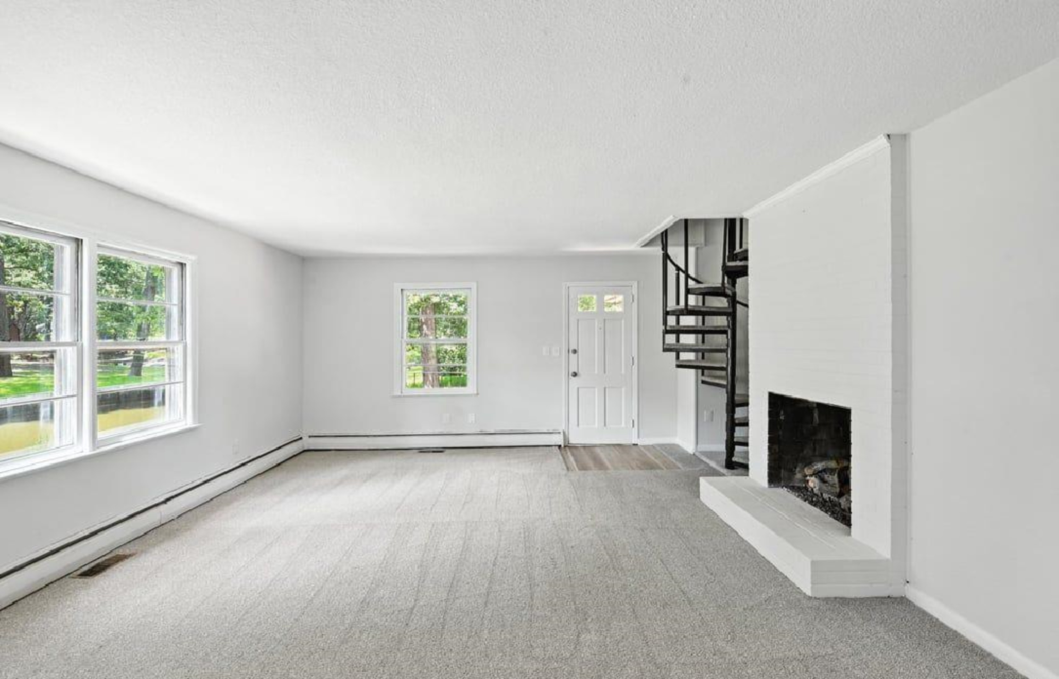 Norfolk, Virginia, 23502, United States, 5 Bedrooms Bedrooms, ,3 BathroomsBathrooms,Residential,For Sale,1984134