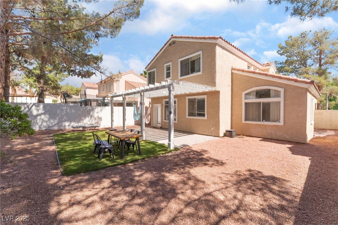 Las Vegas, Nevada, 89117, United States, 3 Bedrooms Bedrooms, ,3 BathroomsBathrooms,Residential,For Sale,1982245