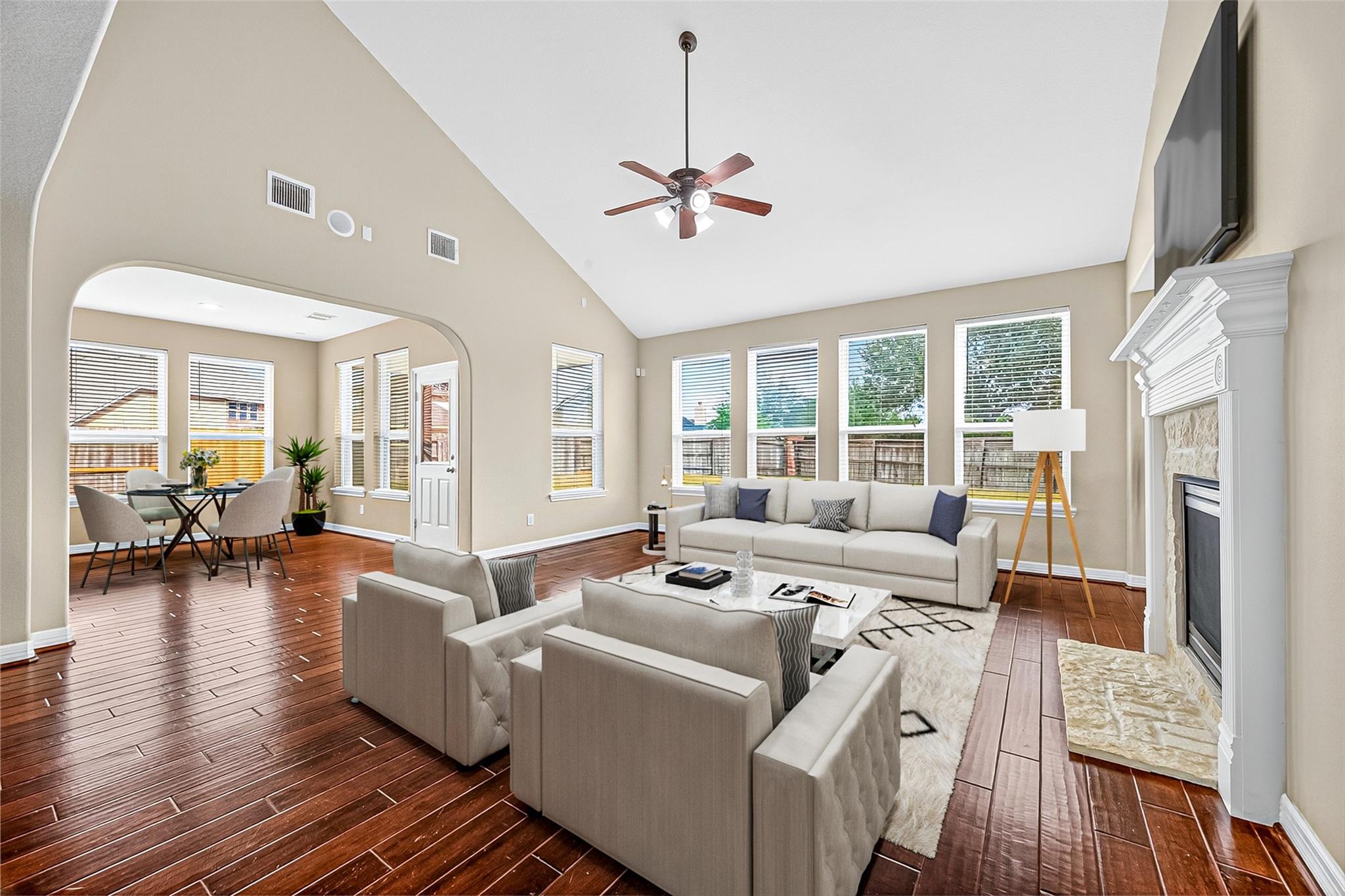 Missouri City, Texas, 77459, United States, 5 Bedrooms Bedrooms, ,4 BathroomsBathrooms,Residential,For Sale,1979192