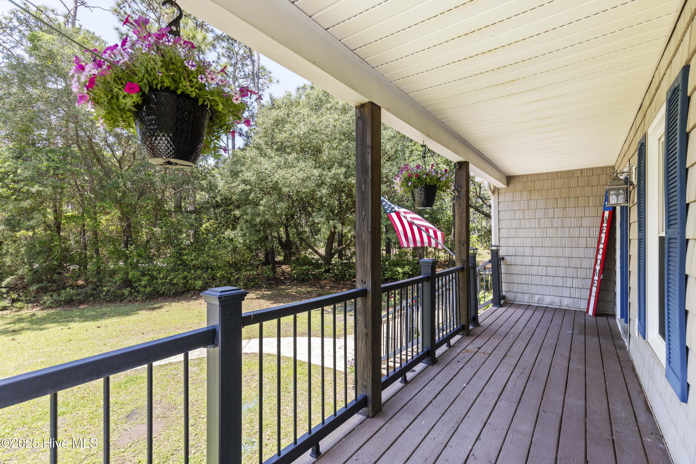 Southport, North Carolina, 28461, United States, 3 Bedrooms Bedrooms, ,4 BathroomsBathrooms,Residential,For Sale,1895633