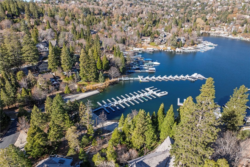 Lake Arrowhead, California, 92352, United States, 4 Bedrooms Bedrooms, ,2 BathroomsBathrooms,Residential,For Sale,2003409