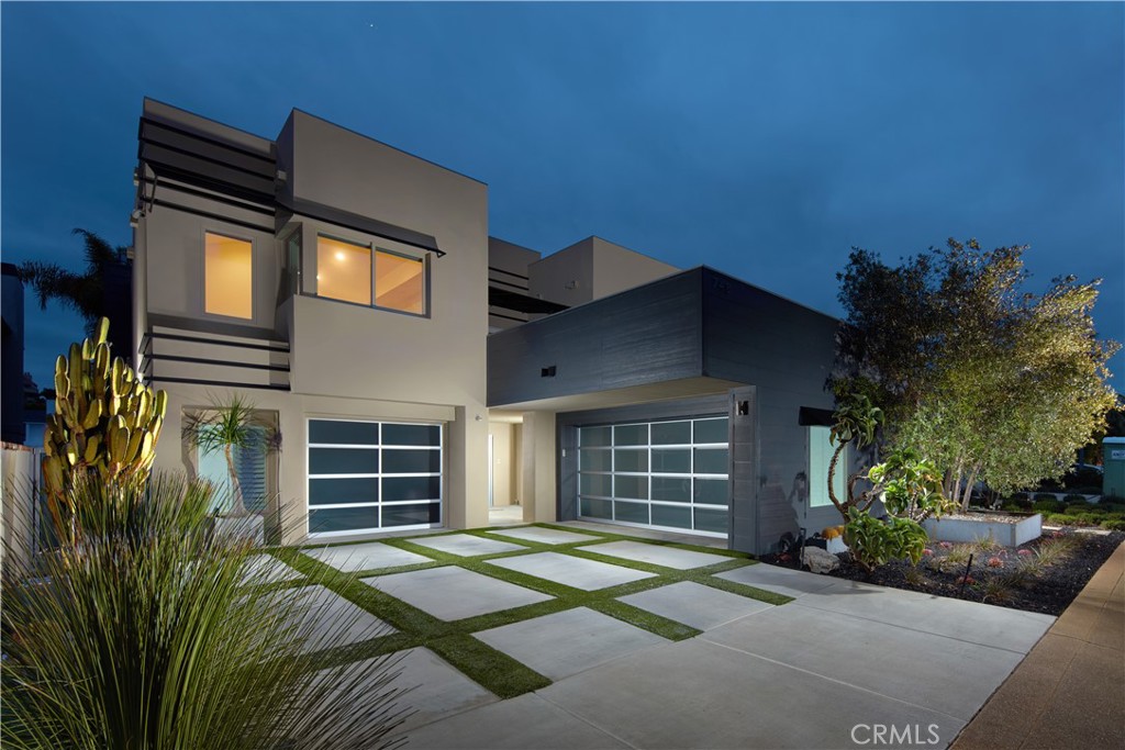 Newport Beach, California, 92660, United States, 4 Bedrooms Bedrooms, ,4 BathroomsBathrooms,Residential,For Sale,1751801