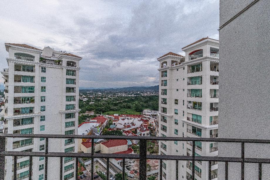 Fransisco M Asencio, Puerto Vallarta, Jalisco, 48333, Mexico, 4 Bedrooms Bedrooms, ,4 BathroomsBathrooms,Residential,For Sale,Fransisco M Asencio,1425091